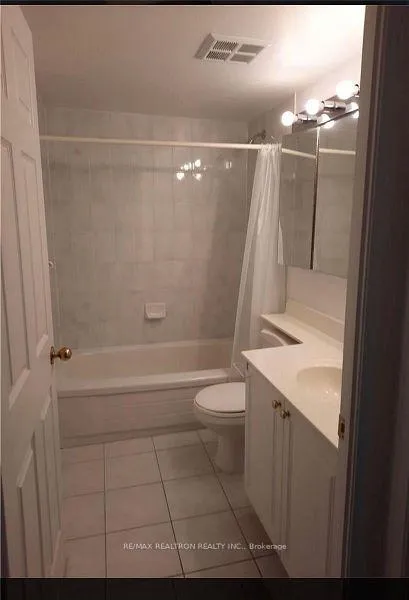 Photo 5 of Unit 705, 29 Pemberton Avenue, North York, Newtonbrook East — HOMEH