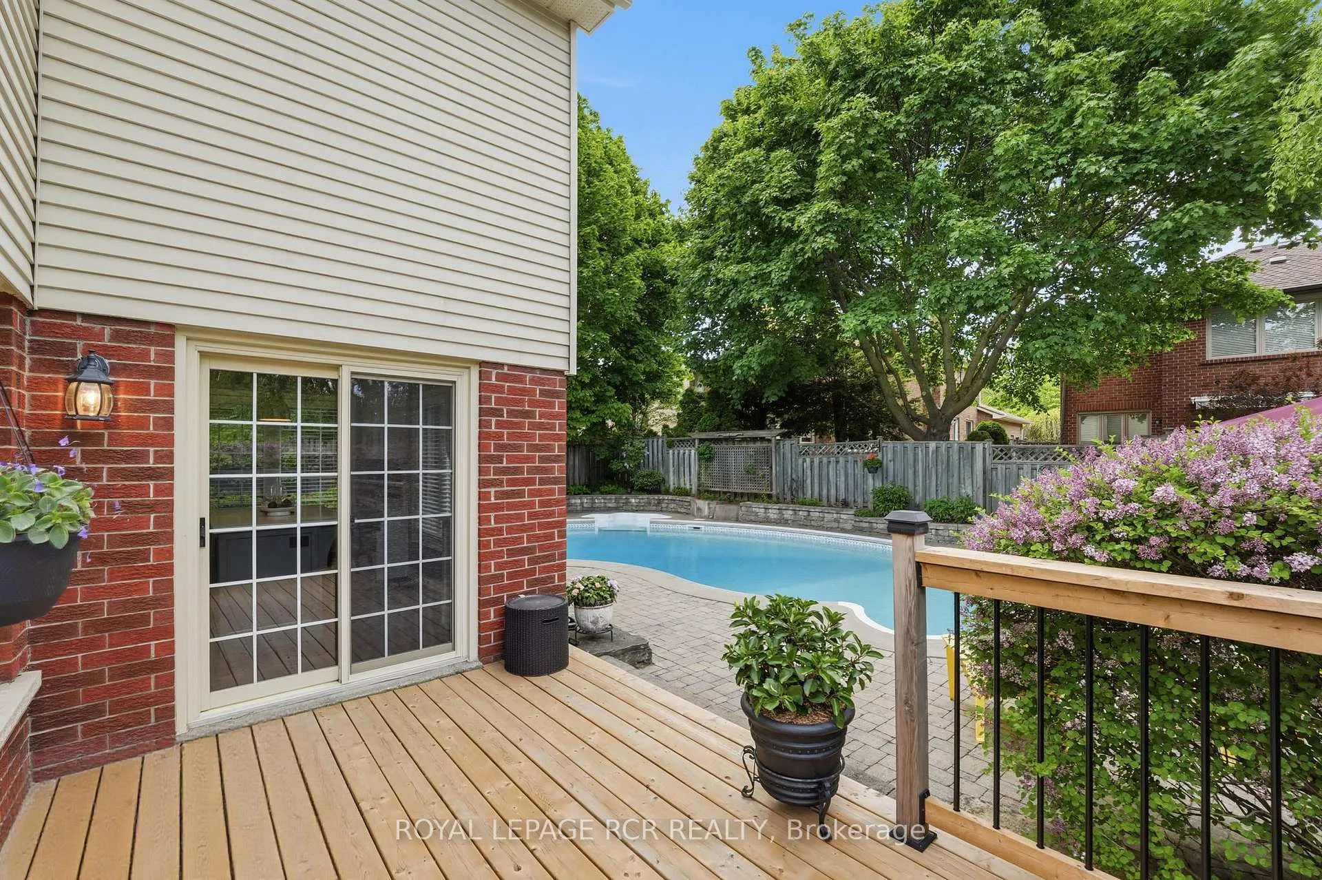 Photo 39 of 40 Moffat Crescent, Aurora, Aurora Heights — HOMEH