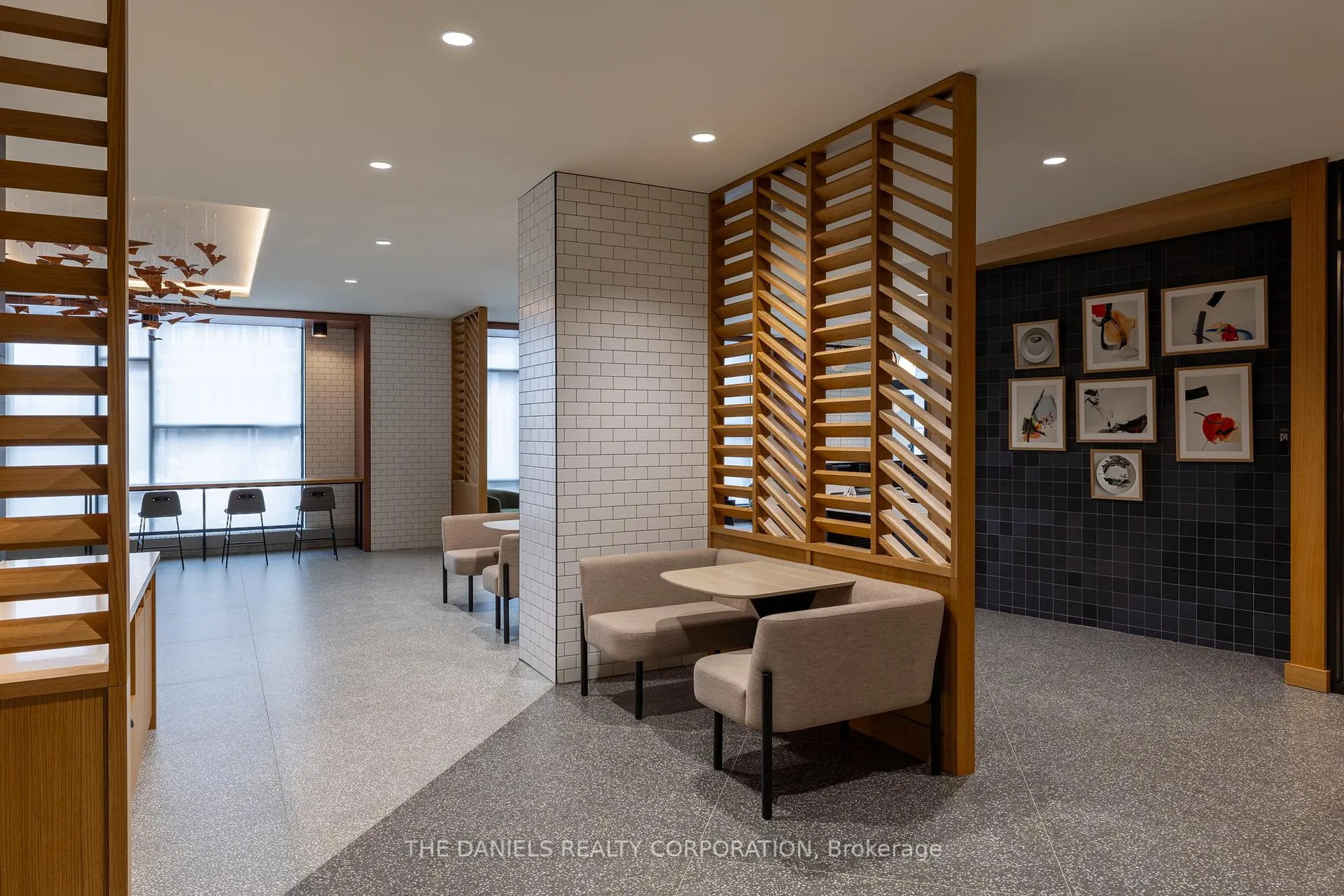 Photo 5 of Unit 2601, 2495 Eglinton Avenue E, Mississauga, Central Erin Mills — HOMEH