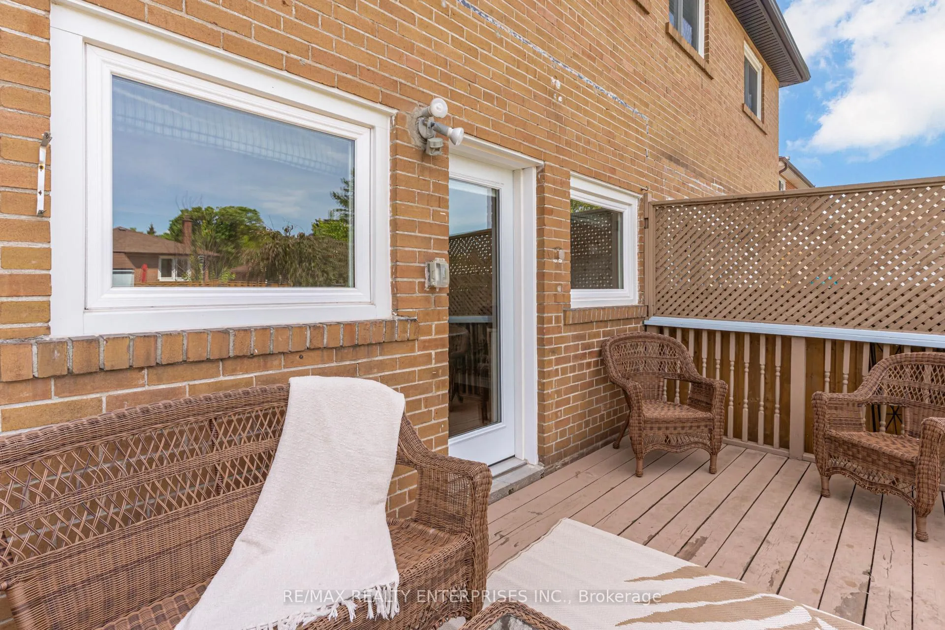 Photo 23 of 2347 Brookhurst Road, Mississauga, Clarkson — HOMEH