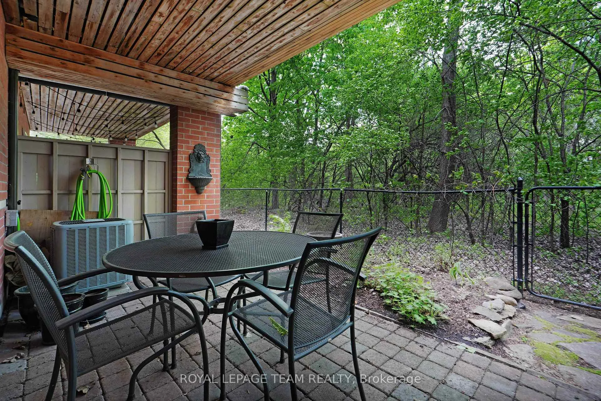 Photo 6 of 13 Oak Park Private, Ottawa, Westboro North — HOMEH