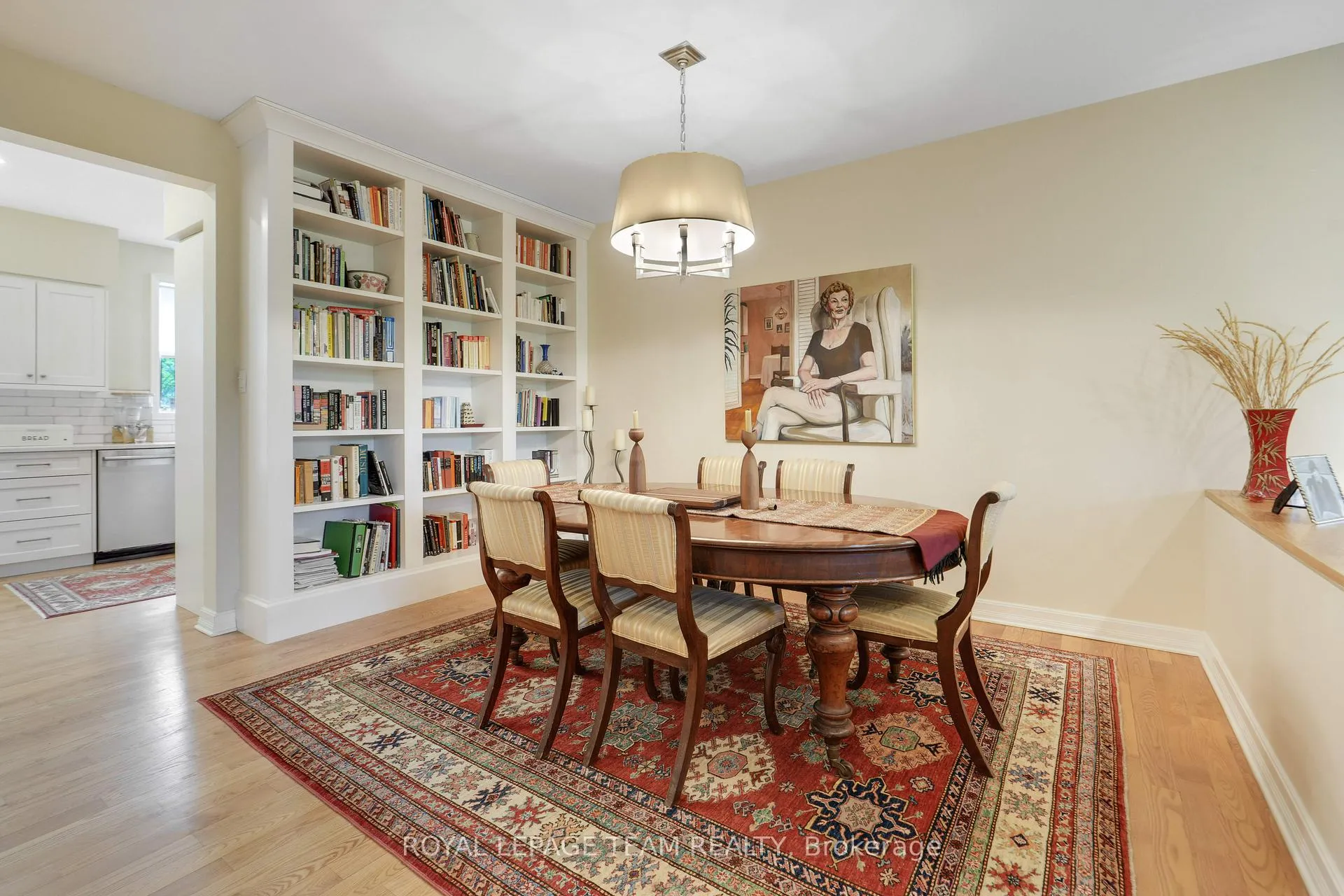 Photo 14 of 13 Oak Park Private, Ottawa, Westboro North — HOMEH