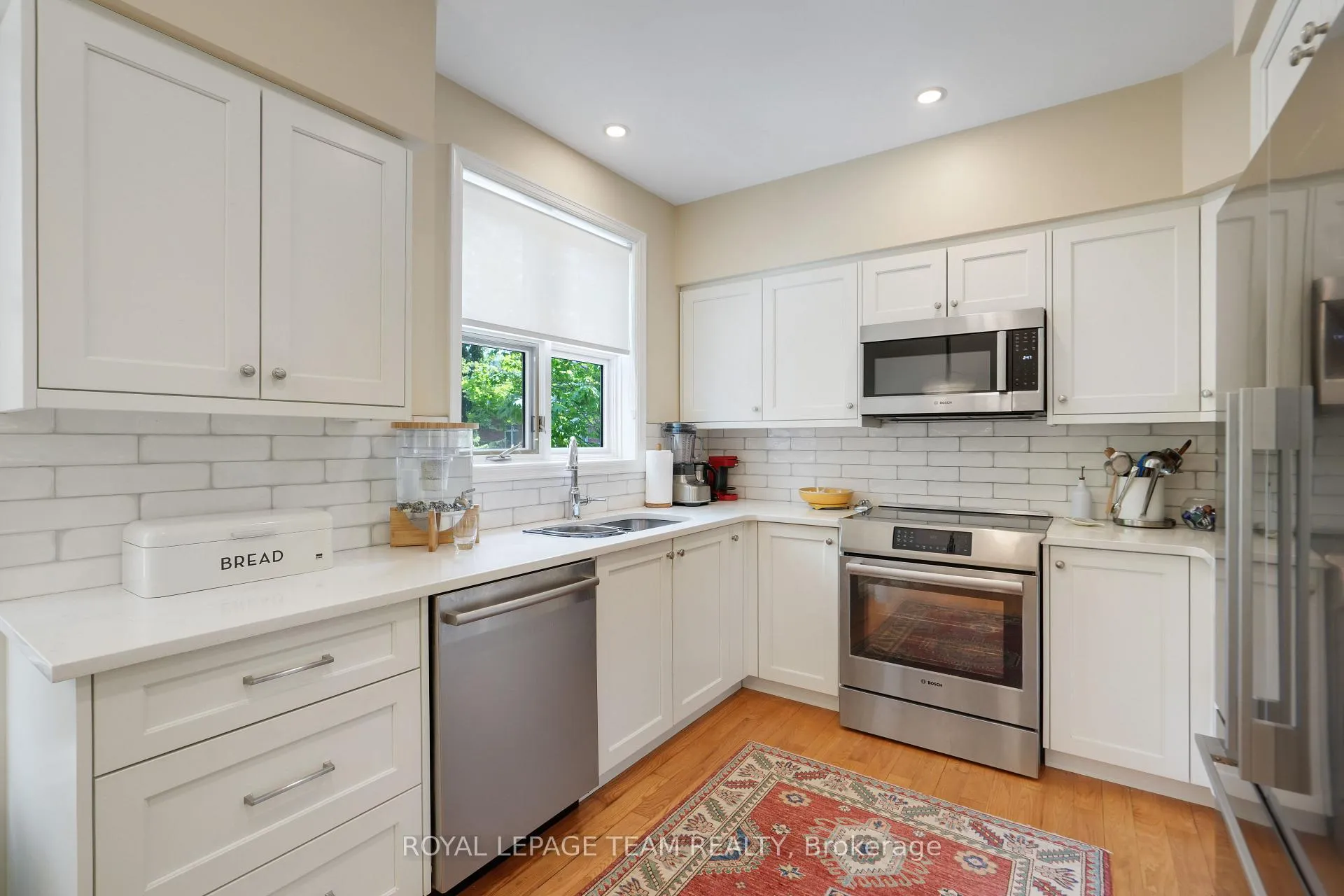 Photo 16 of 13 Oak Park Private, Ottawa, Westboro North — HOMEH
