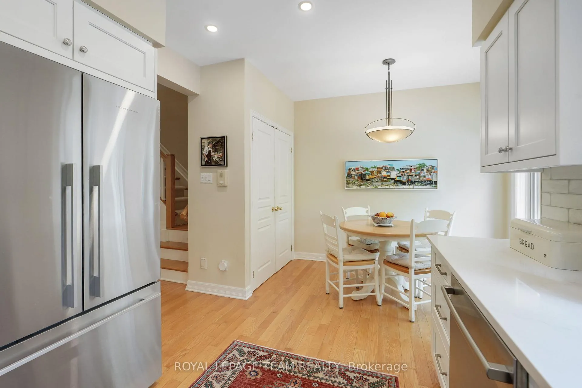 Photo 19 of 13 Oak Park Private, Ottawa, Westboro North — HOMEH