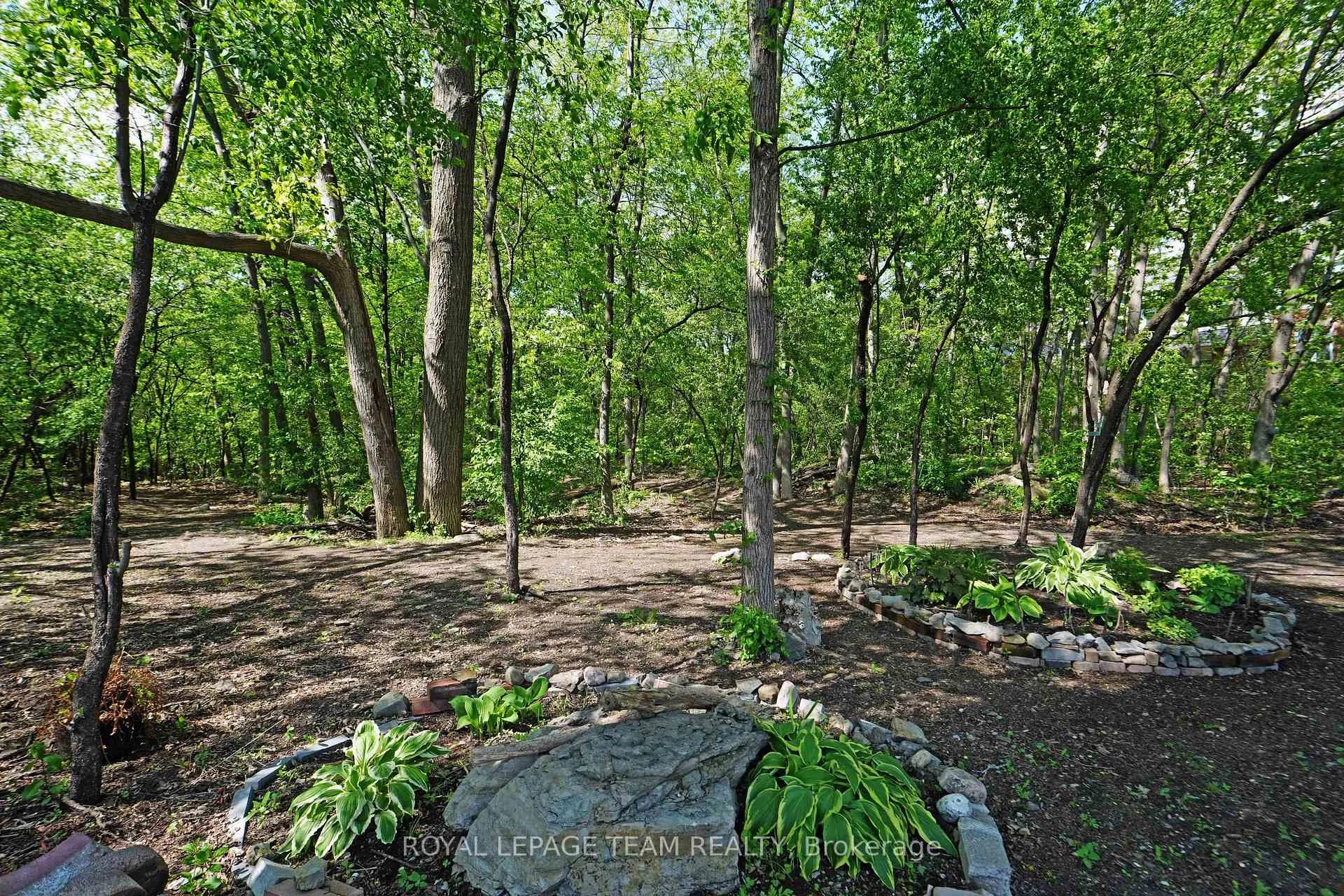 Photo 29 of 13 Oak Park Private, Ottawa, Westboro North — HOMEH