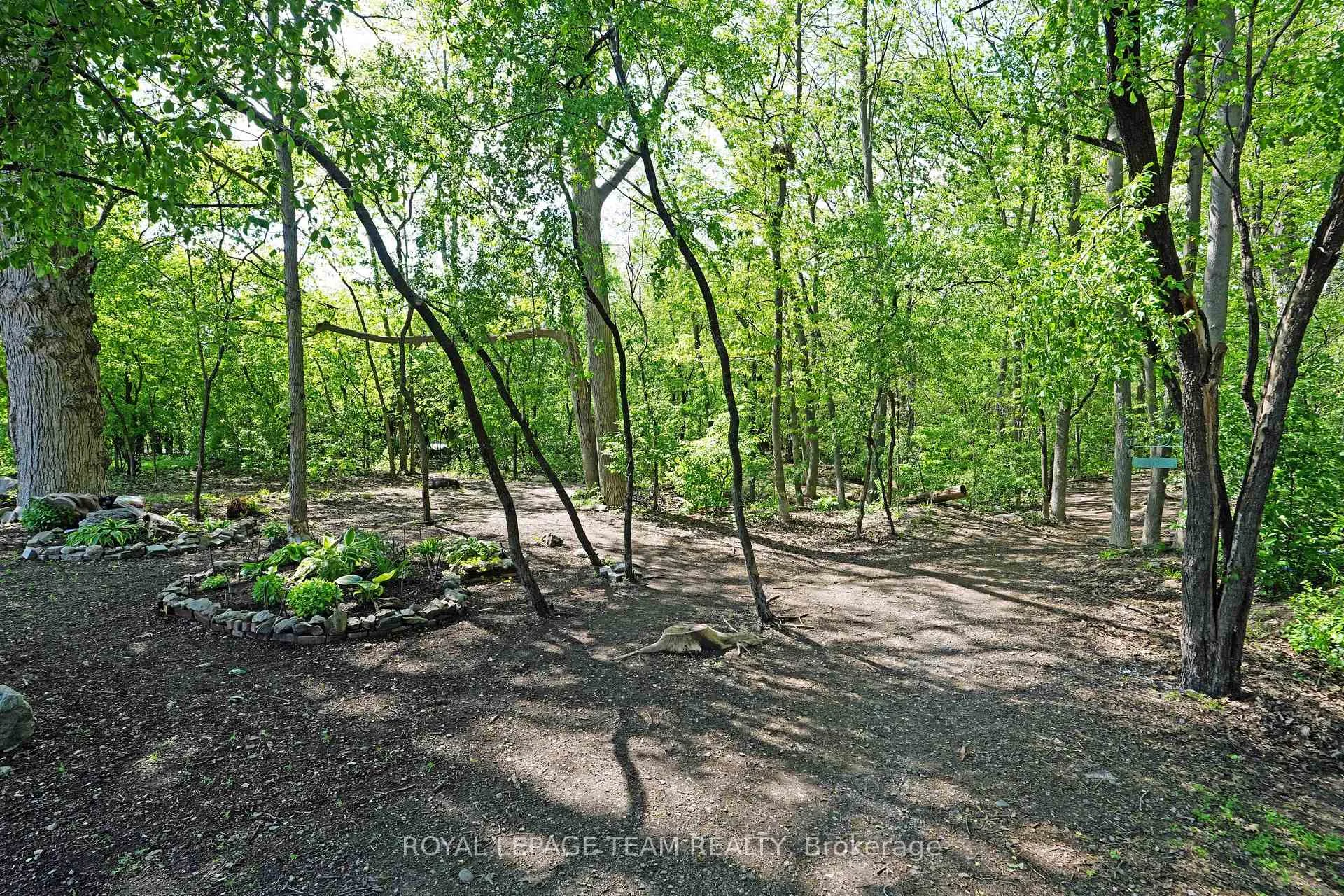 Photo 30 of 13 Oak Park Private, Ottawa, Westboro North — HOMEH