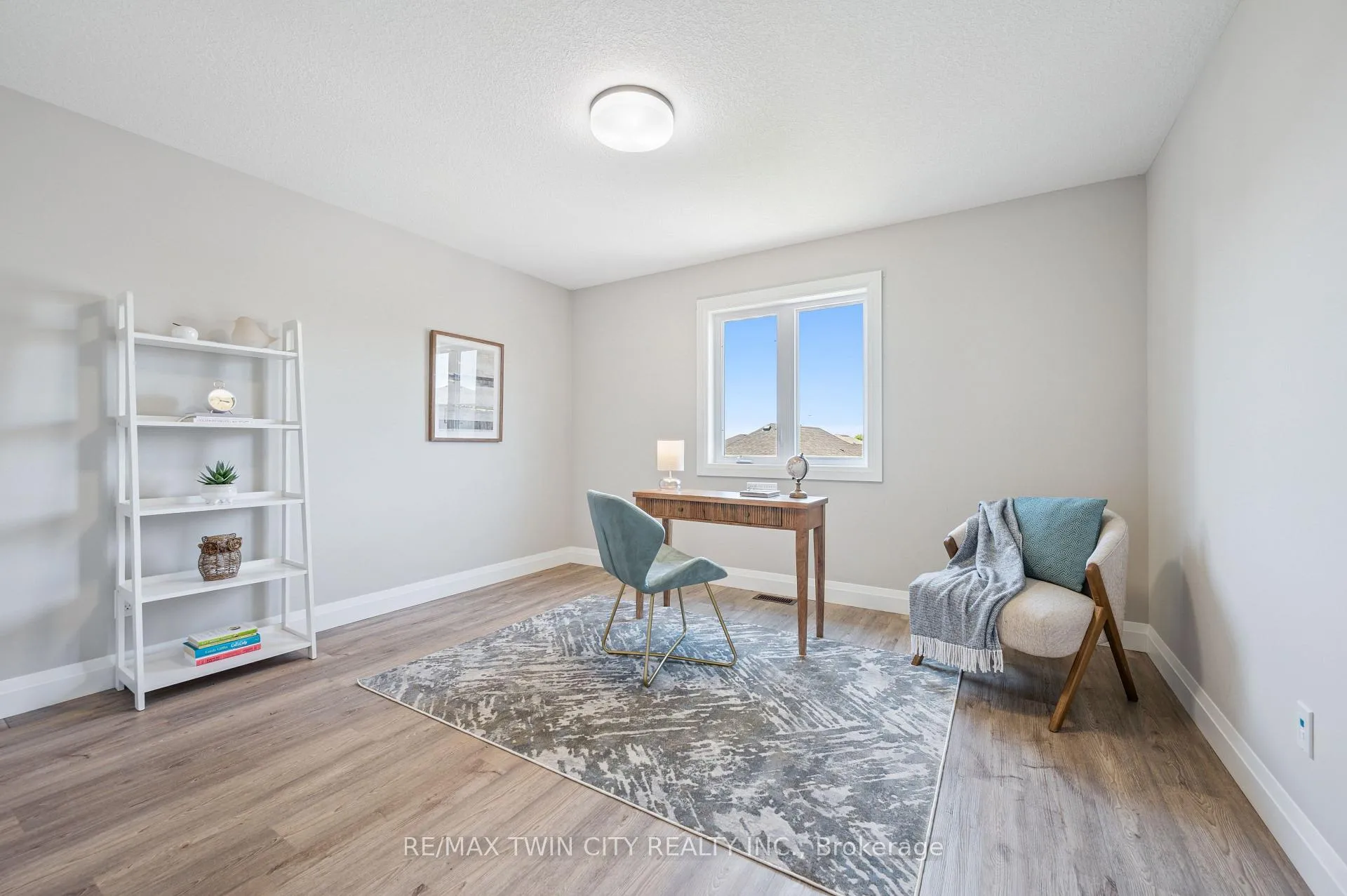 Photo 20 of 207 Timber Trail Road, Wellesley — HOMEH