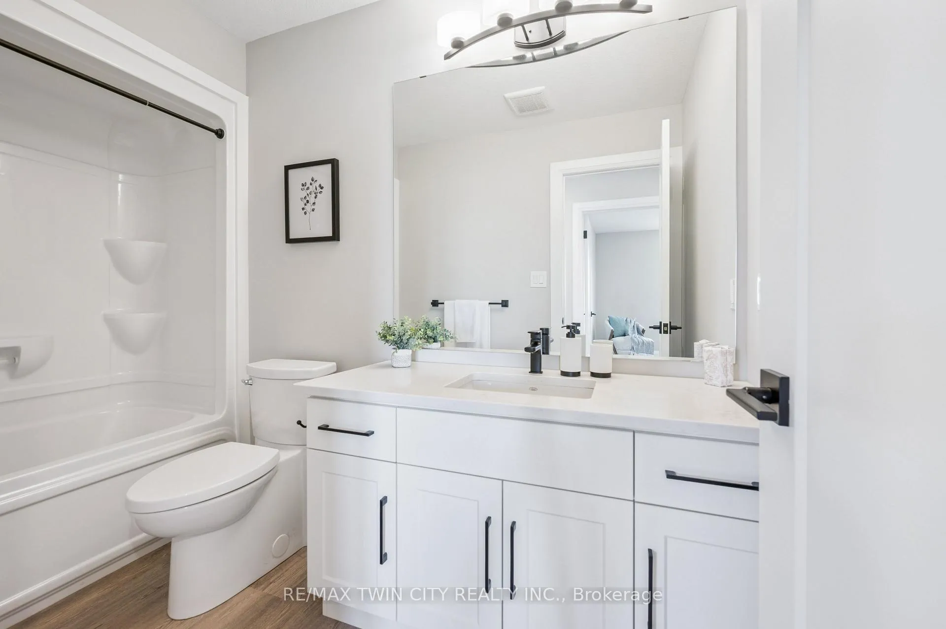 Photo 22 of 207 Timber Trail Road, Wellesley — HOMEH