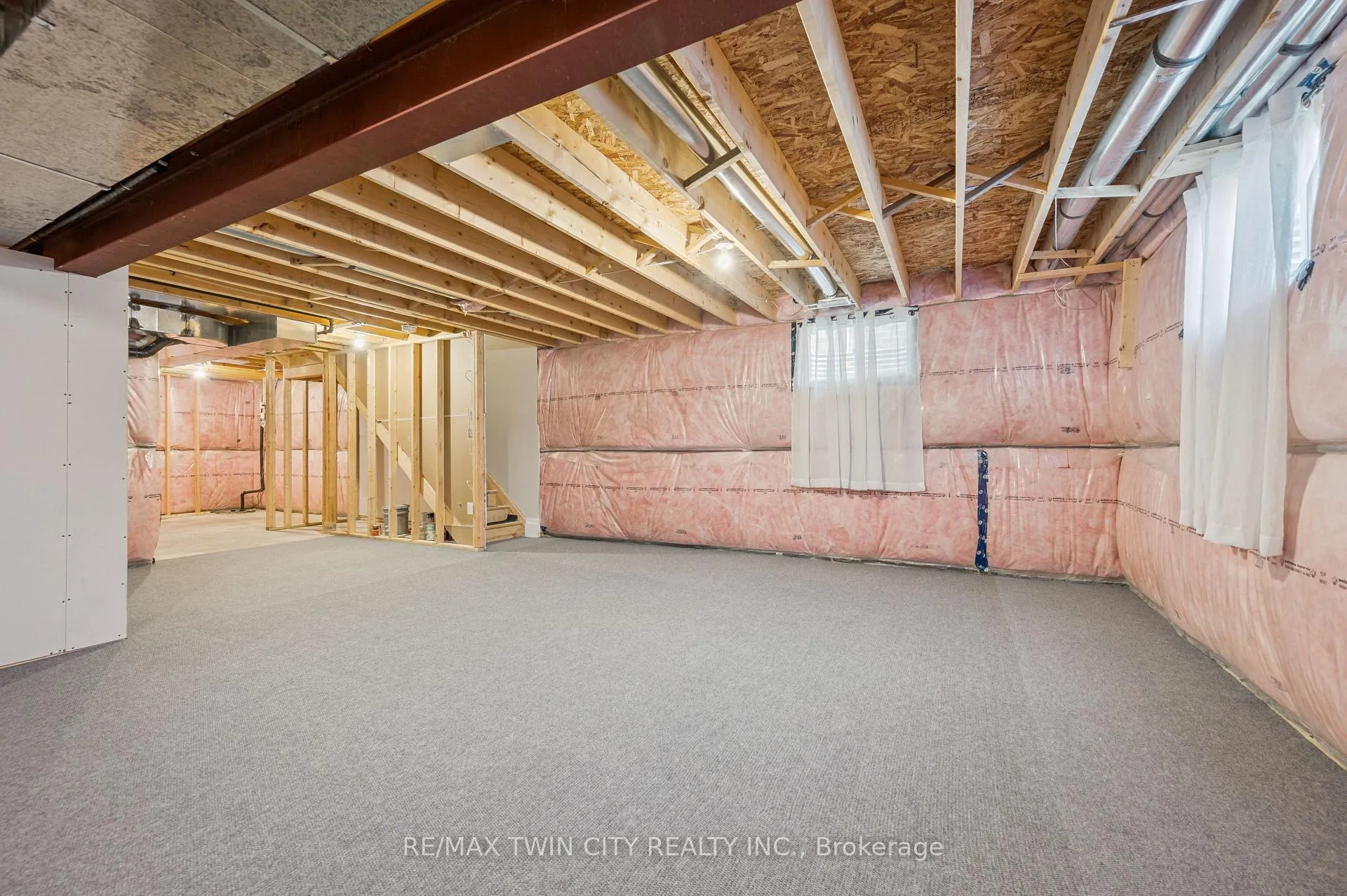 Photo 29 of 207 Timber Trail Road, Wellesley — HOMEH