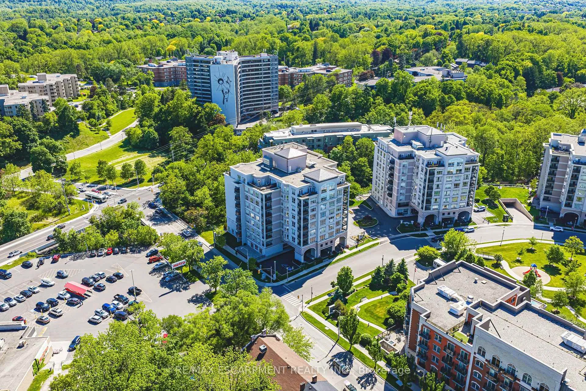 Photo 1 of Unit 204, 1000 Creekside Drive, Hamilton, Dundas — HOMEH