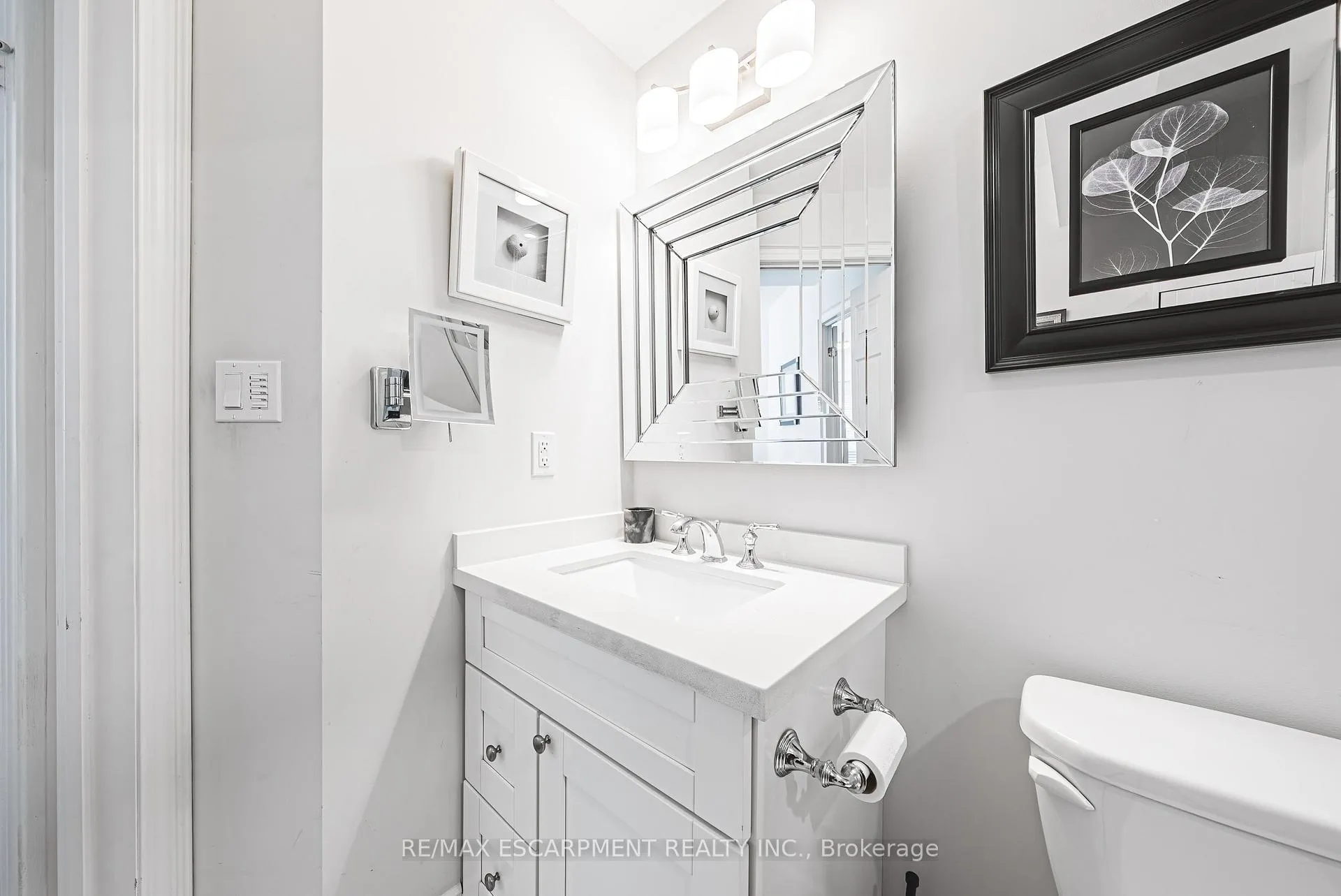 Photo 25 of Unit 204, 1000 Creekside Drive, Hamilton, Dundas — HOMEH
