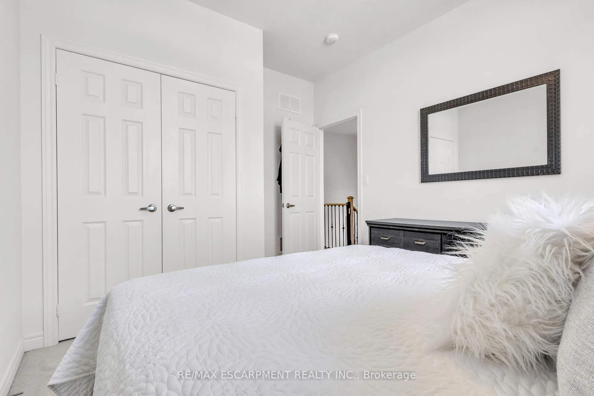 Photo 29 of 101 Westfield Crescent, Hamilton, Waterdown — HOMEH