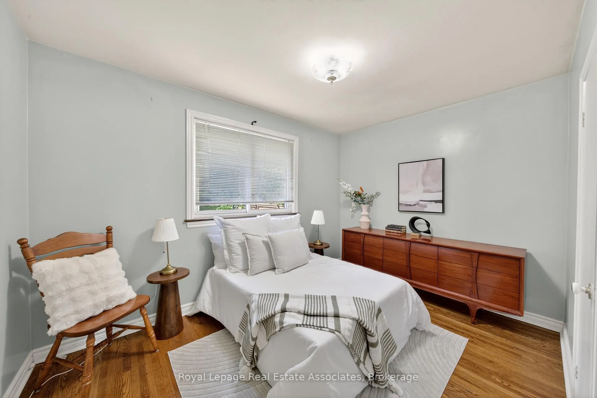 Photo 15 of 141 The Westway, Etobicoke, Willowridge-Martingrove-Richview — HOMEH