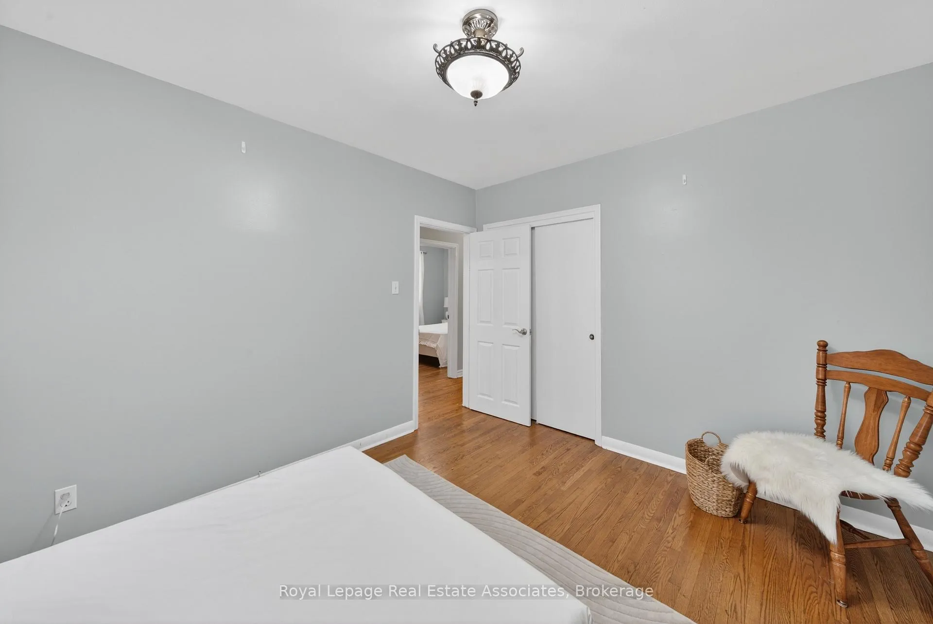 Photo 18 of 141 The Westway, Etobicoke, Willowridge-Martingrove-Richview — HOMEH