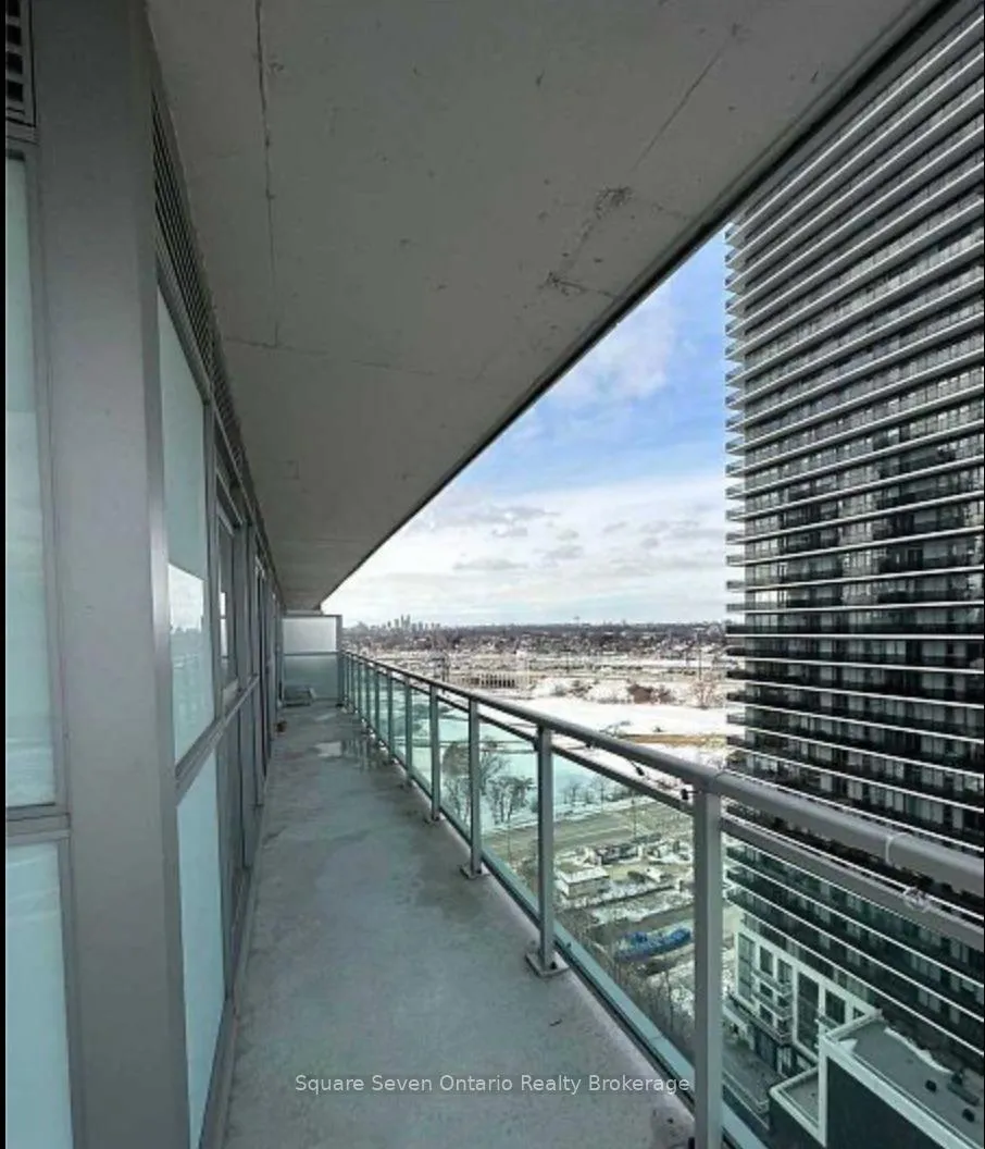 Photo 3 of Unit 1809, 33 Shore Breeze Drive, Etobicoke, Mimico — HOMEH
