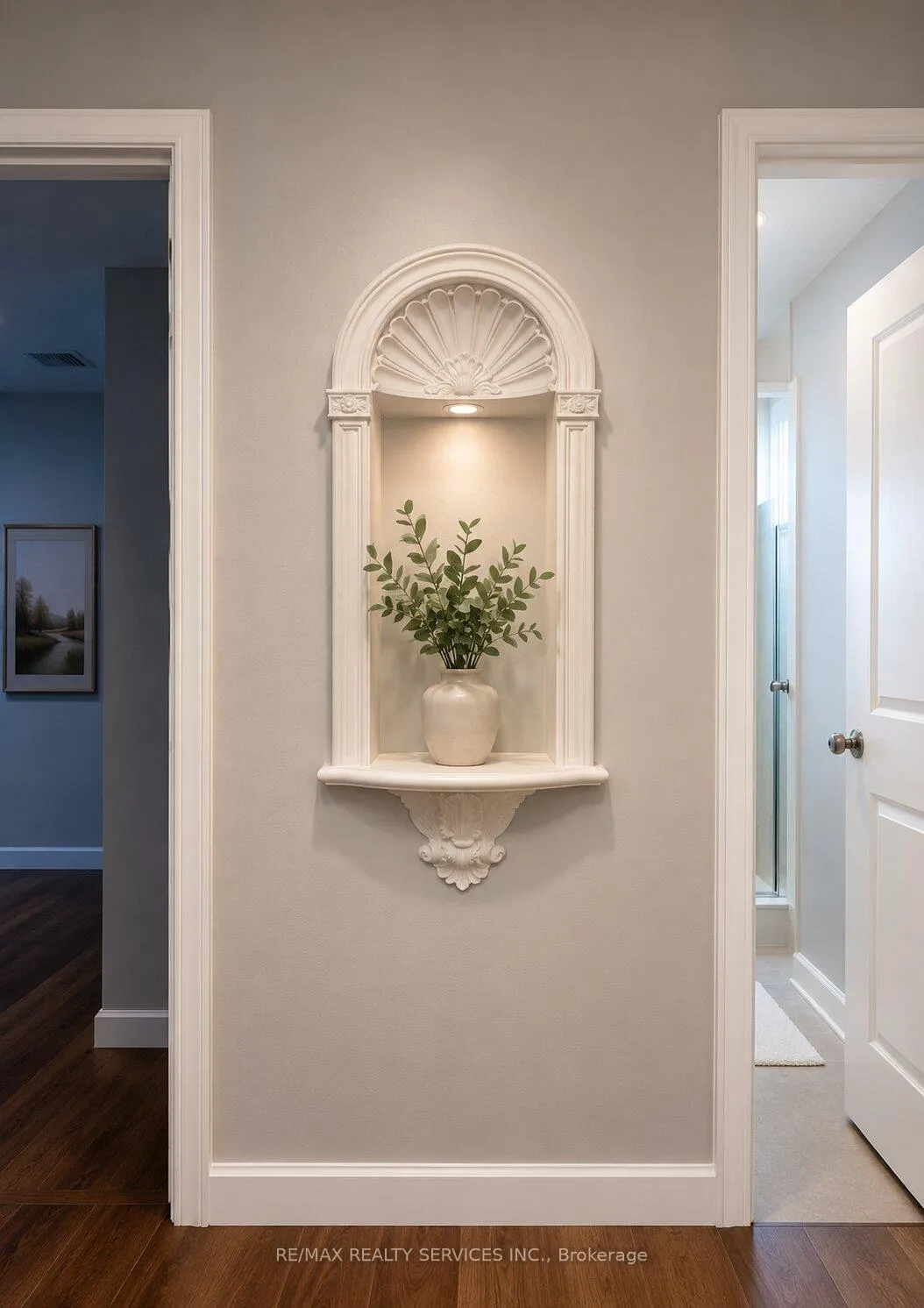 Photo 11 of Unit Upper, 10 Hero Square, Brampton, Central Park — HOMEH