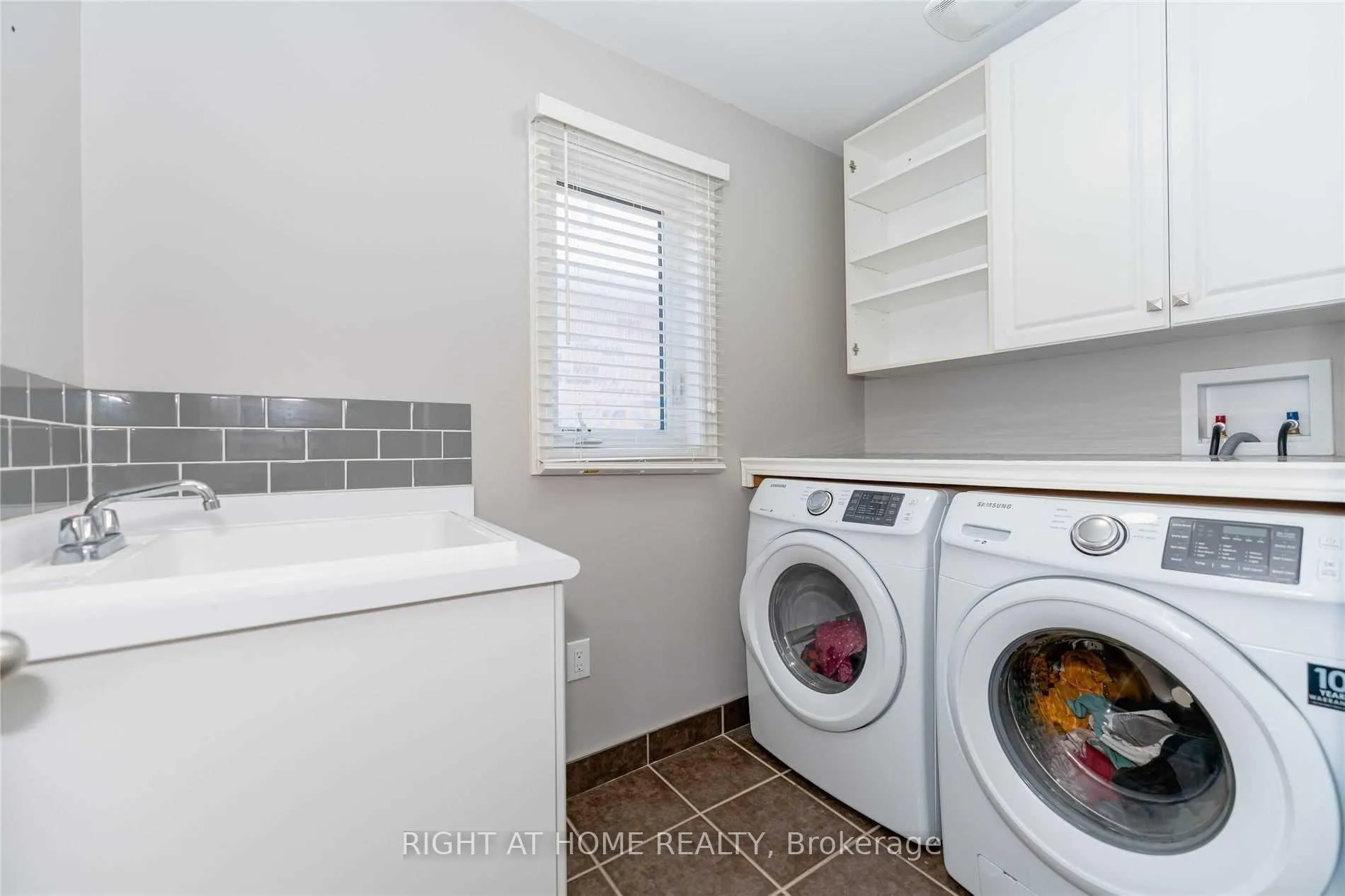 Photo 5 of 41 Dufay Road, Brampton, Northwest Brampton — HOMEH