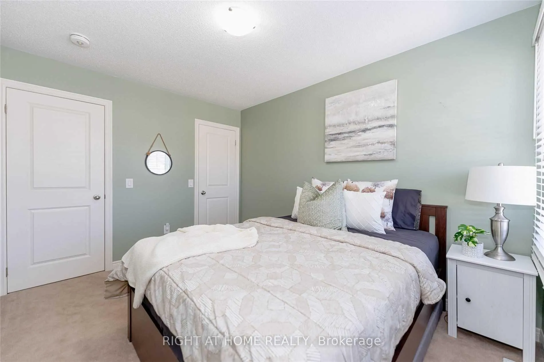 Photo 6 of 41 Dufay Road, Brampton, Northwest Brampton — HOMEH