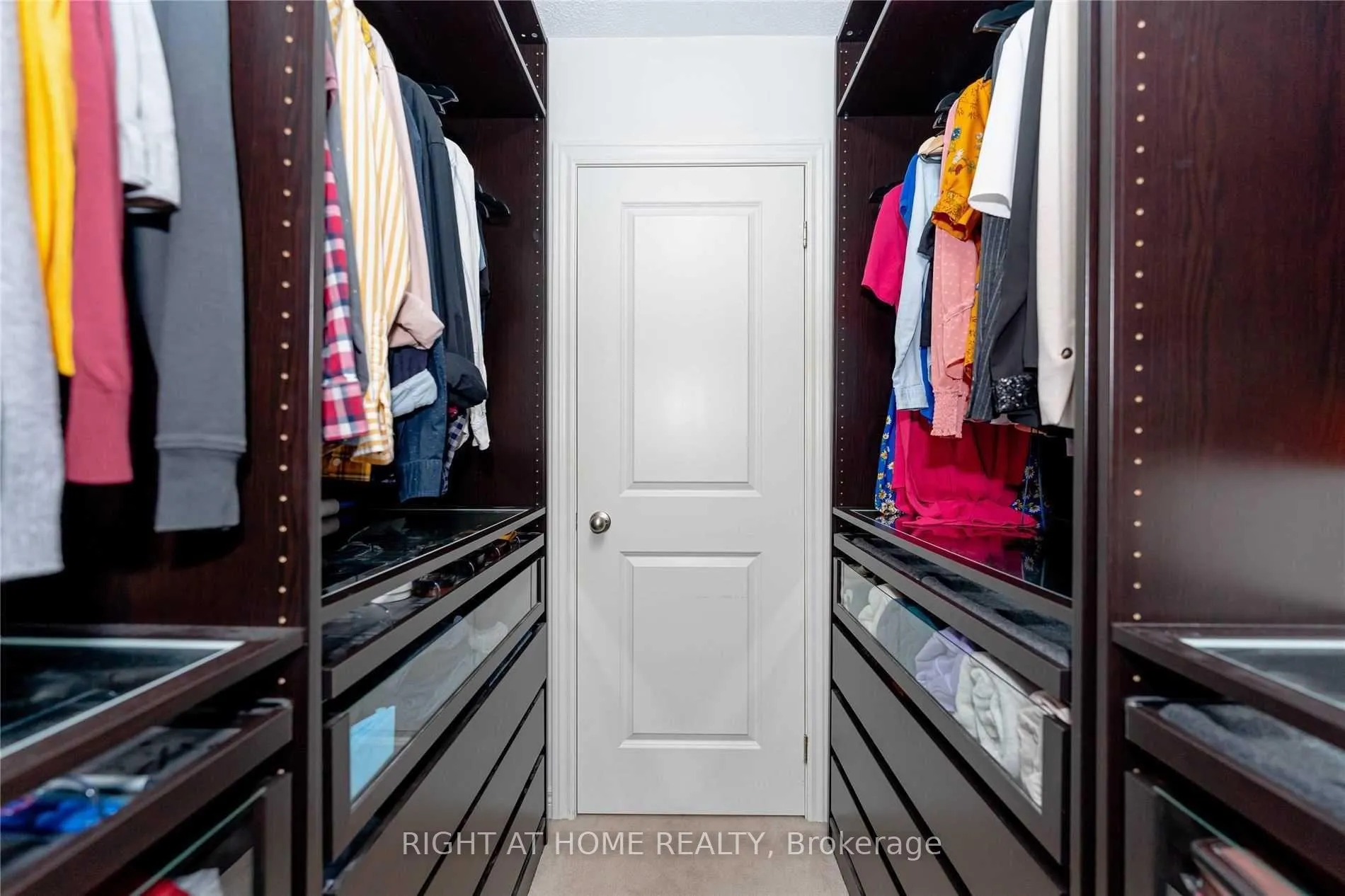 Photo 13 of 41 Dufay Road, Brampton, Northwest Brampton — HOMEH