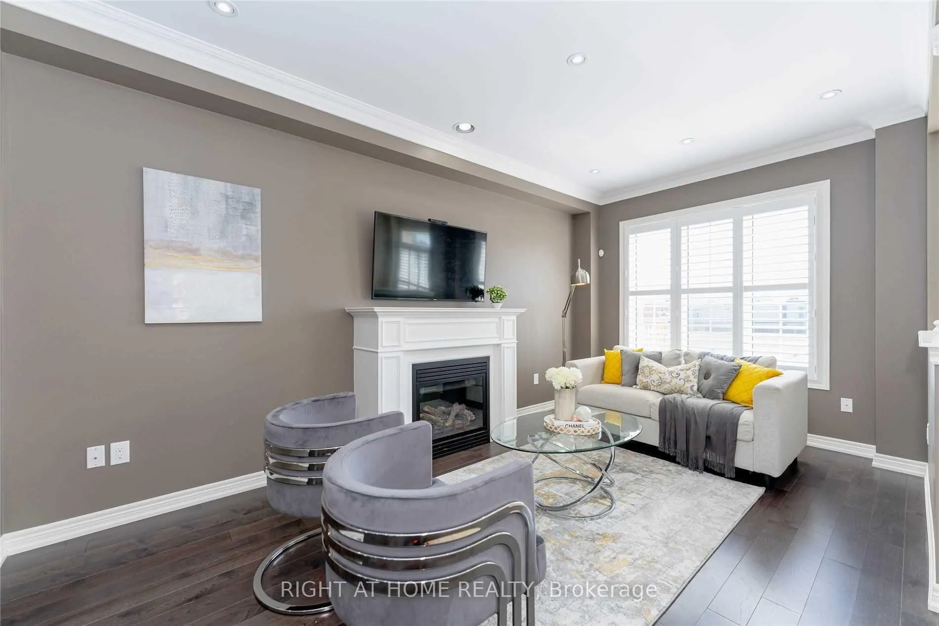 Photo 24 of 41 Dufay Road, Brampton, Northwest Brampton — HOMEH
