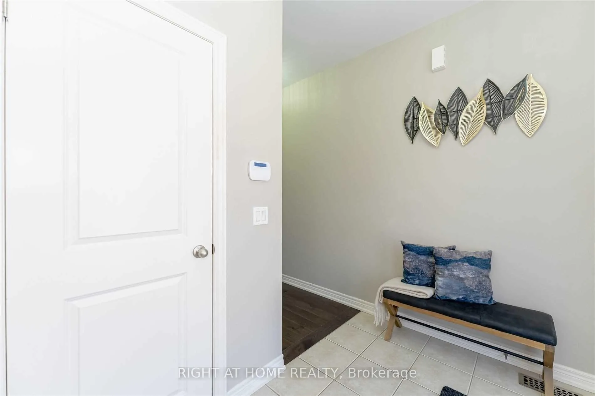 Photo 28 of 41 Dufay Road, Brampton, Northwest Brampton — HOMEH