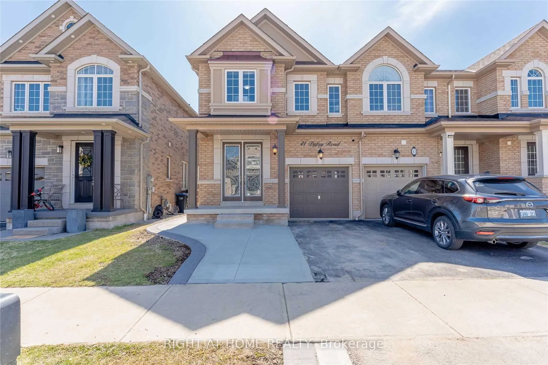 Photo 30 of 41 Dufay Road, Brampton, Northwest Brampton — HOMEH