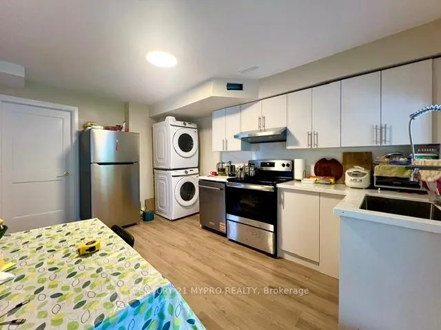 Front of Unit Unit 1, 2525 Vivian Road