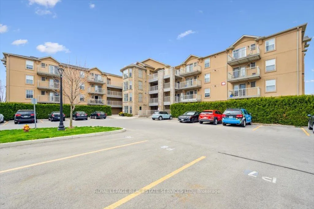 Photo 1 of Unit 303, 1490 Bishops Gate, Oakville, Glen Abbey — HOMEH