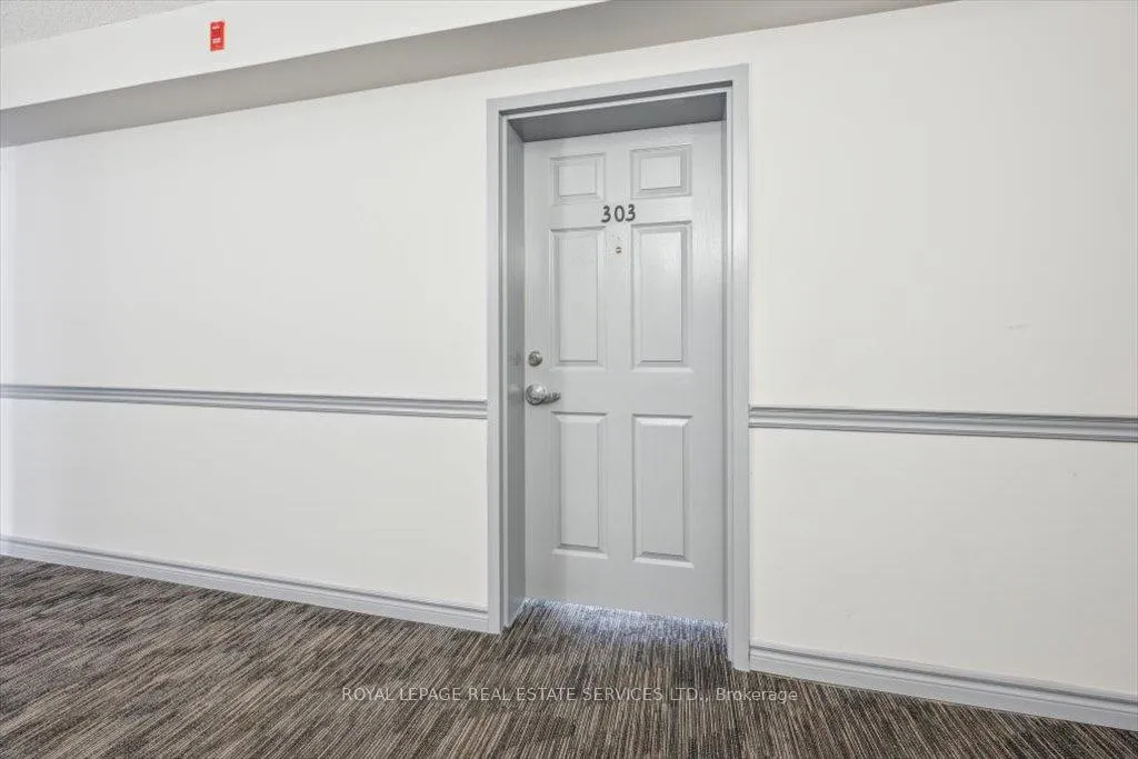 Photo 3 of Unit 303, 1490 Bishops Gate, Oakville, Glen Abbey — HOMEH