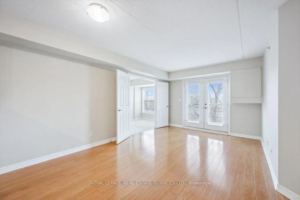 Photo 9 of Unit 303, 1490 Bishops Gate, Oakville, Glen Abbey — HOMEH