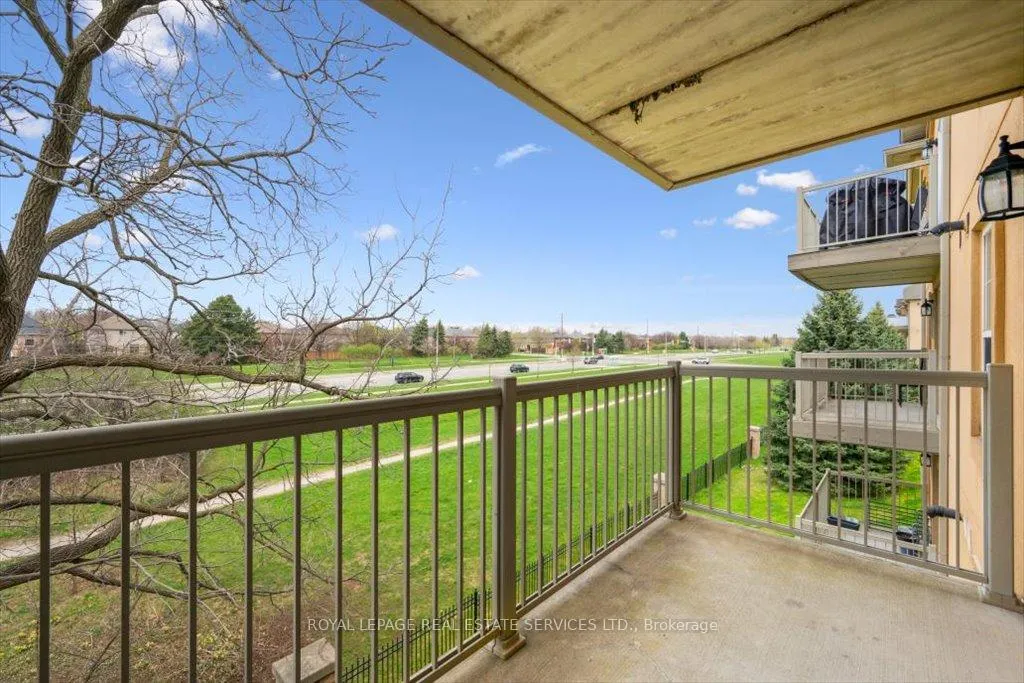 Photo 12 of Unit 303, 1490 Bishops Gate, Oakville, Glen Abbey — HOMEH
