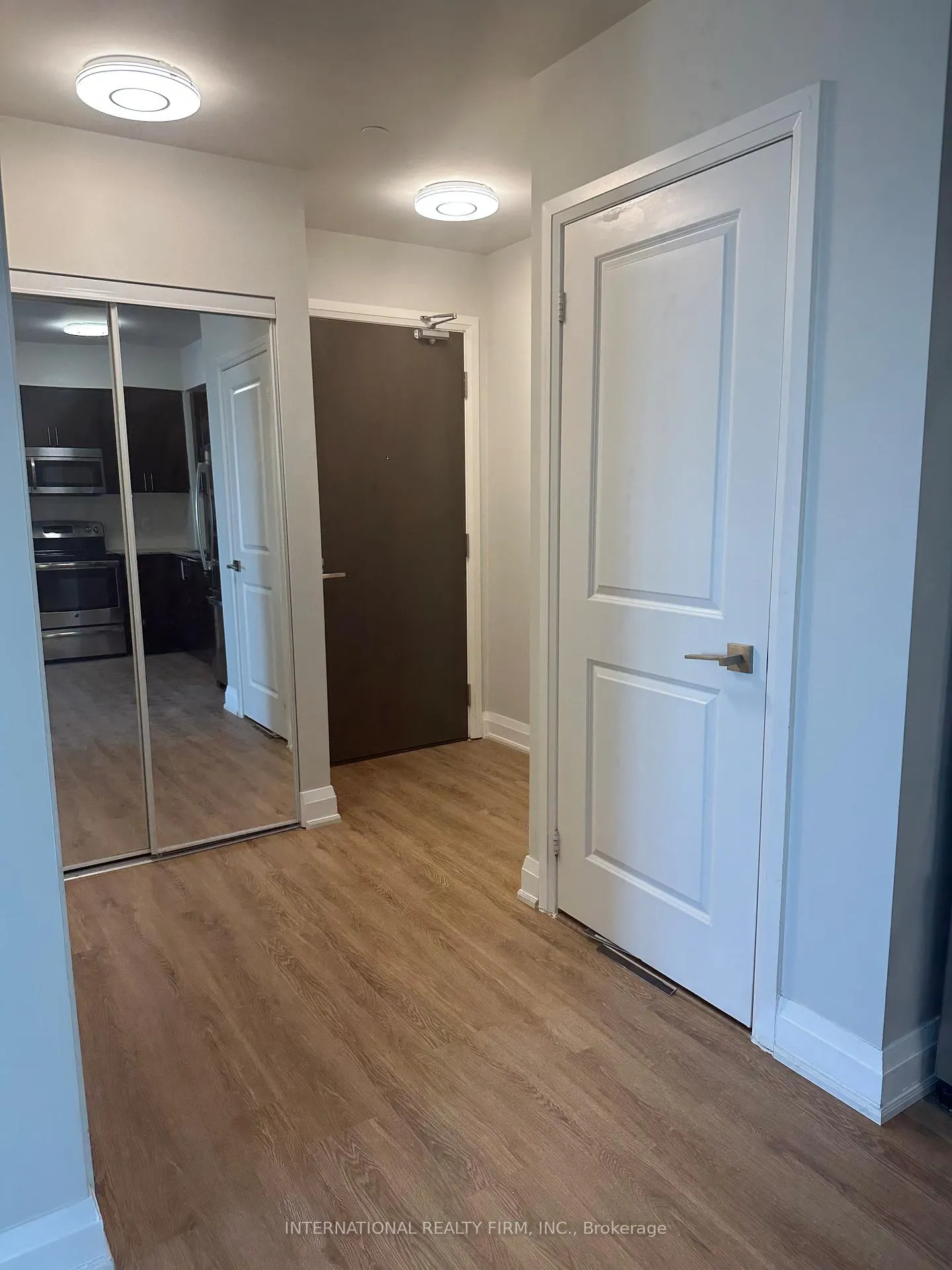Photo 9 of Unit 2815, 7171 Yonge Street, Markham, Grandview — HOMEH