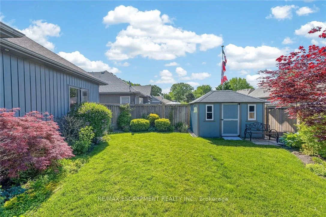 Photo 4 of 58 Postma Drive, Haldimand, Dunnville — HOMEH