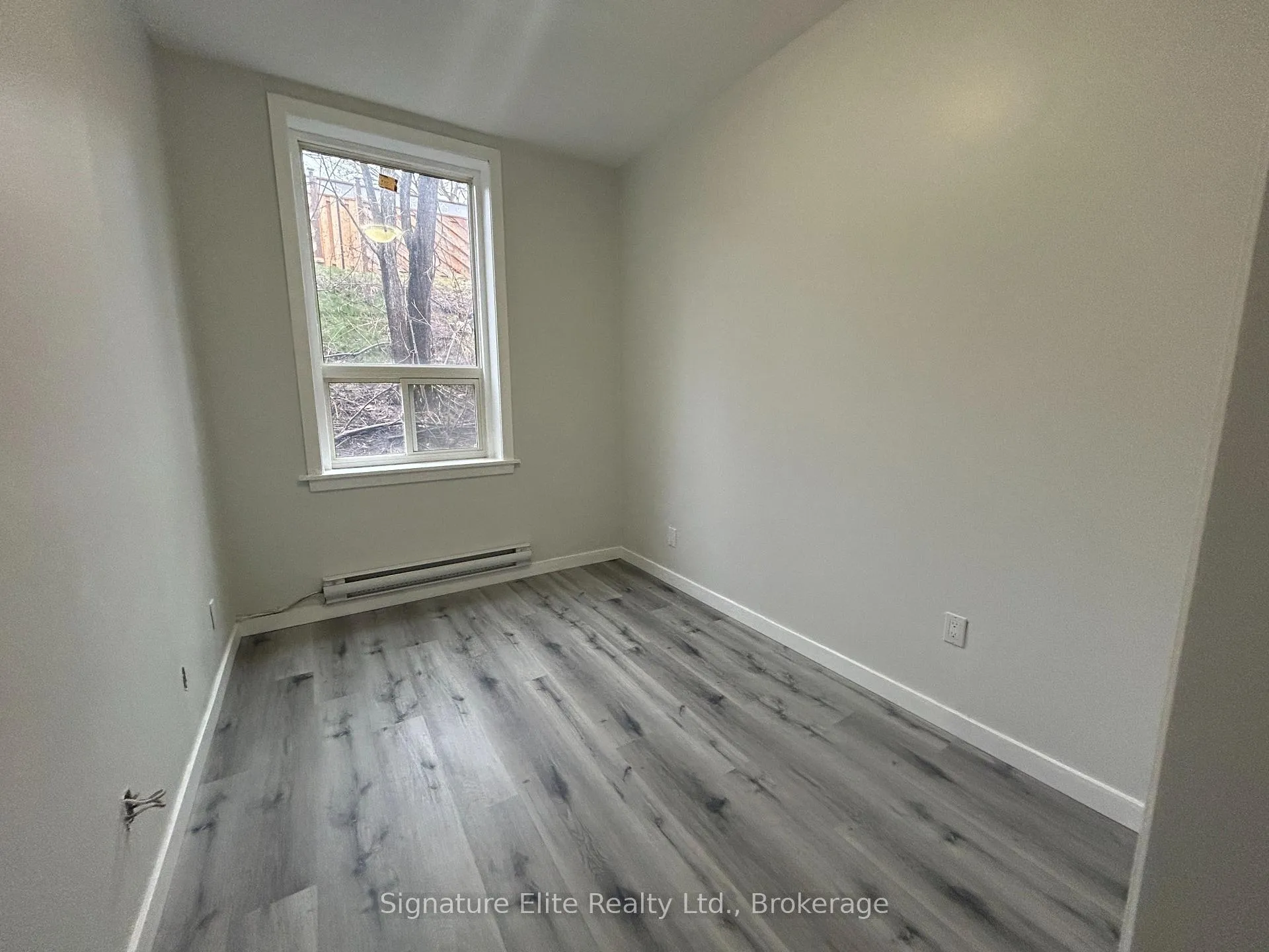 Photo 4 of Unit 4, 372 Darling Street, Brantford, East Ward — HOMEH