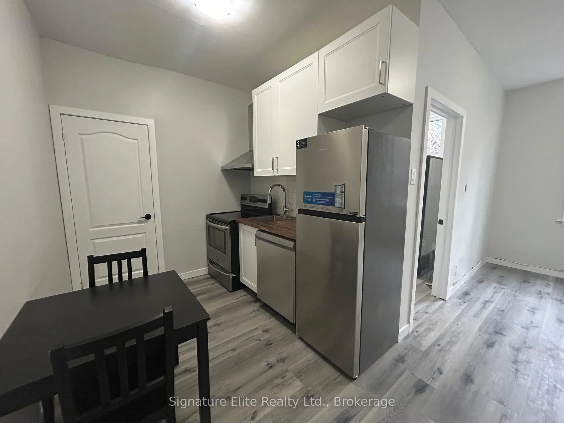 Photo 10 of Unit 4, 372 Darling Street, Brantford, East Ward — HOMEH