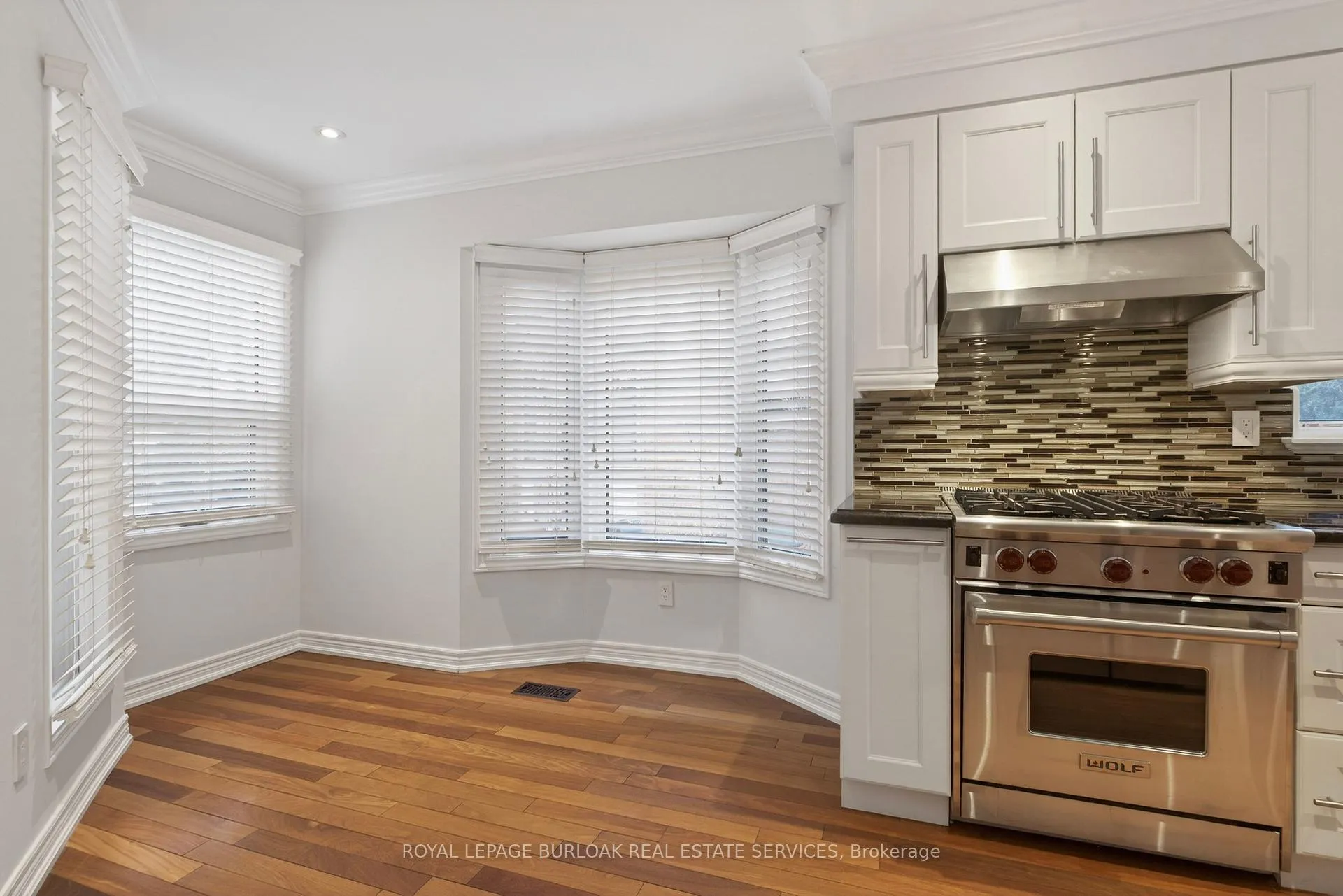 Photo 24 of Unit 11, 2065 Sixth Line, Oakville, River Oaks — HOMEH