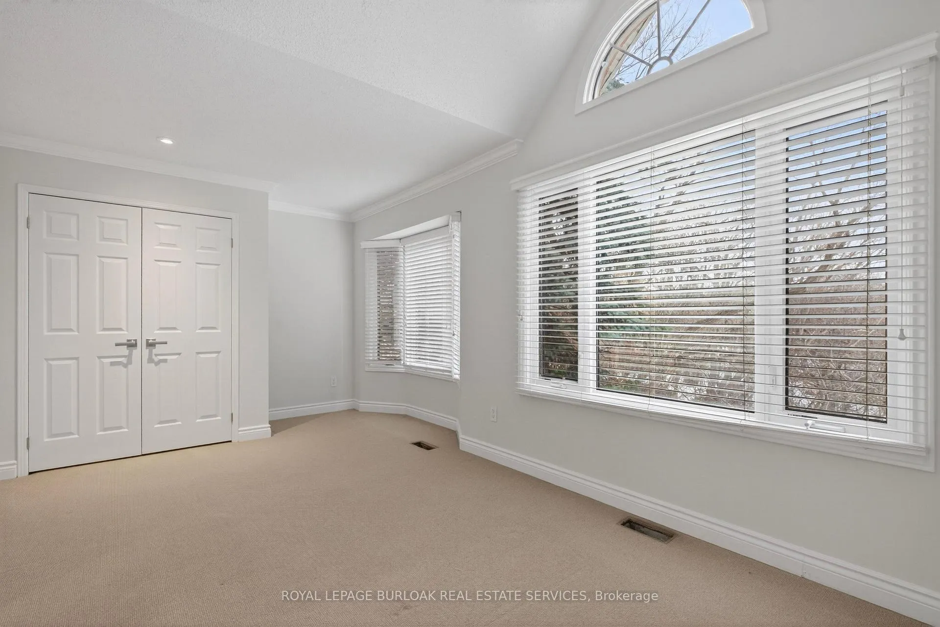 Photo 28 of Unit 11, 2065 Sixth Line, Oakville, River Oaks — HOMEH