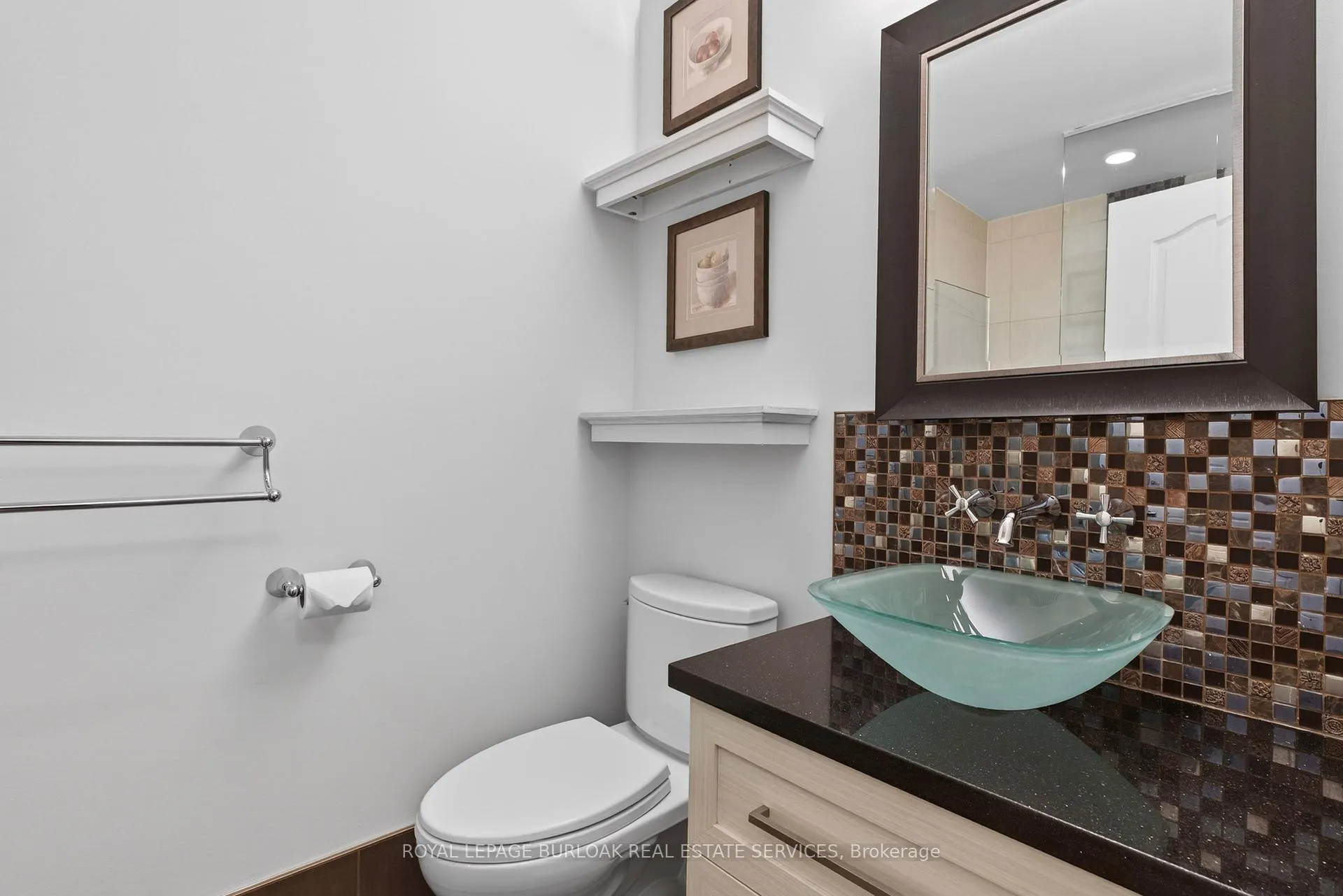 Photo 34 of Unit 11, 2065 Sixth Line, Oakville, River Oaks — HOMEH