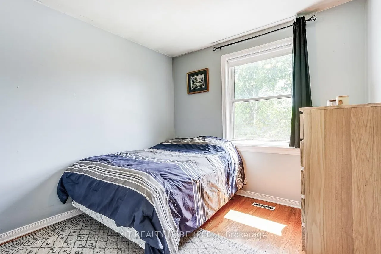Photo 19 of 10 Duncannon Crescent, Brampton, Southgate — HOMEH