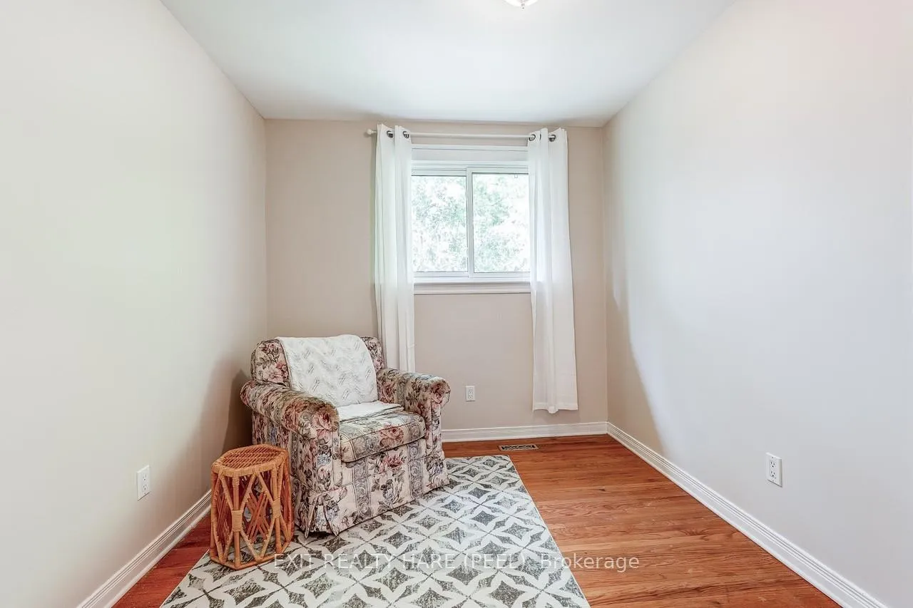 Photo 23 of 10 Duncannon Crescent, Brampton, Southgate — HOMEH