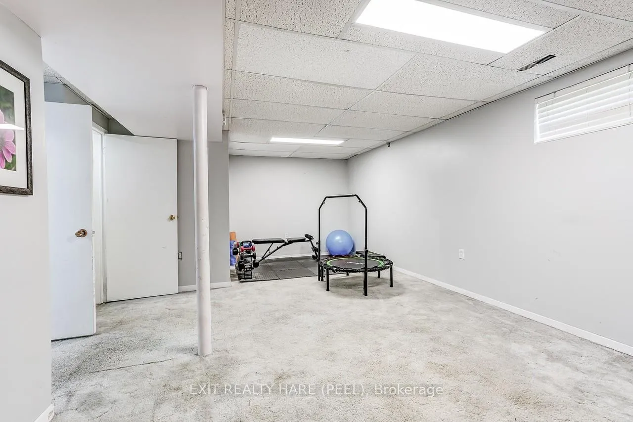 Photo 28 of 10 Duncannon Crescent, Brampton, Southgate — HOMEH