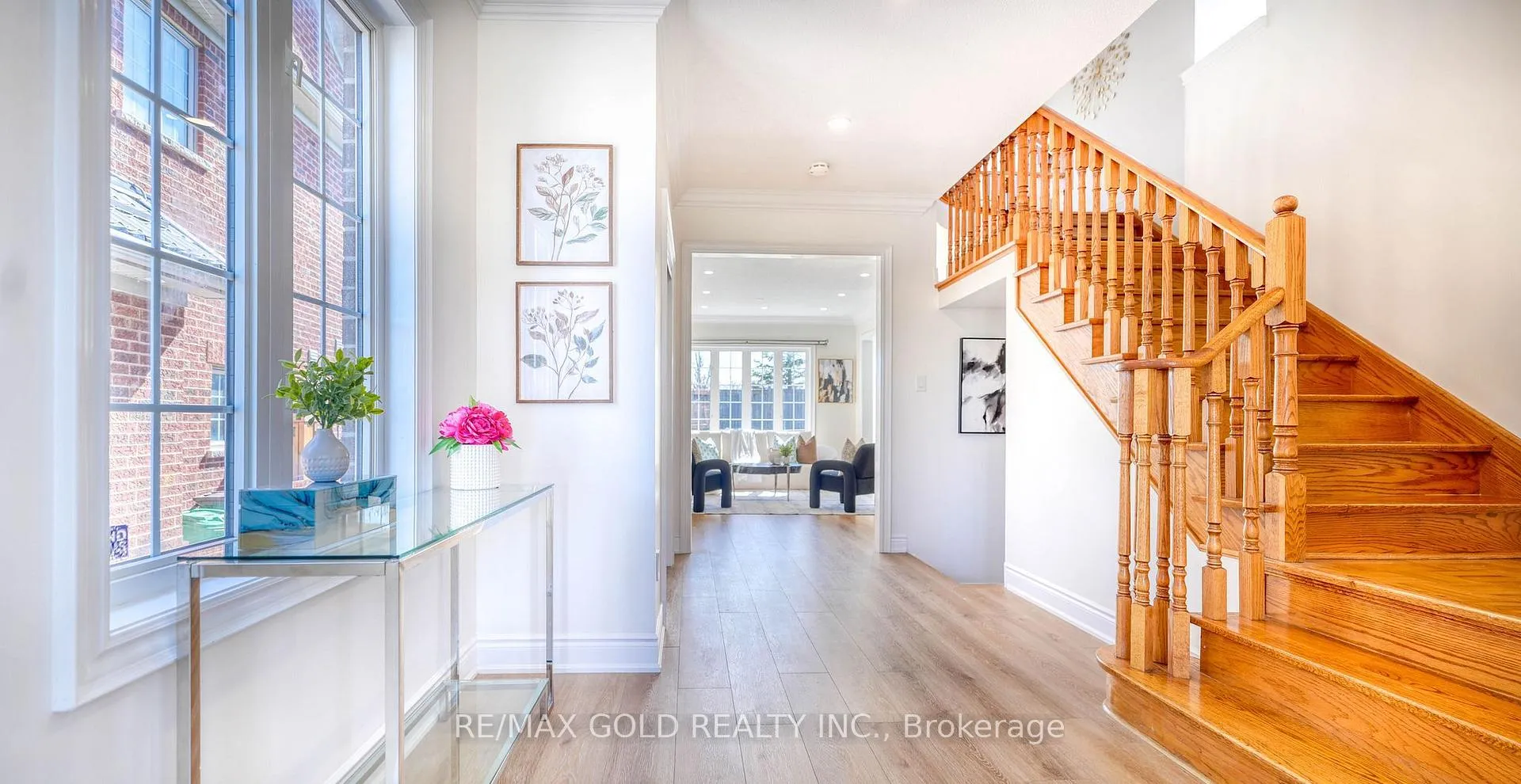 Photo 7 of 28 Prada Court, Brampton, Vales of Castlemore North — HOMEH