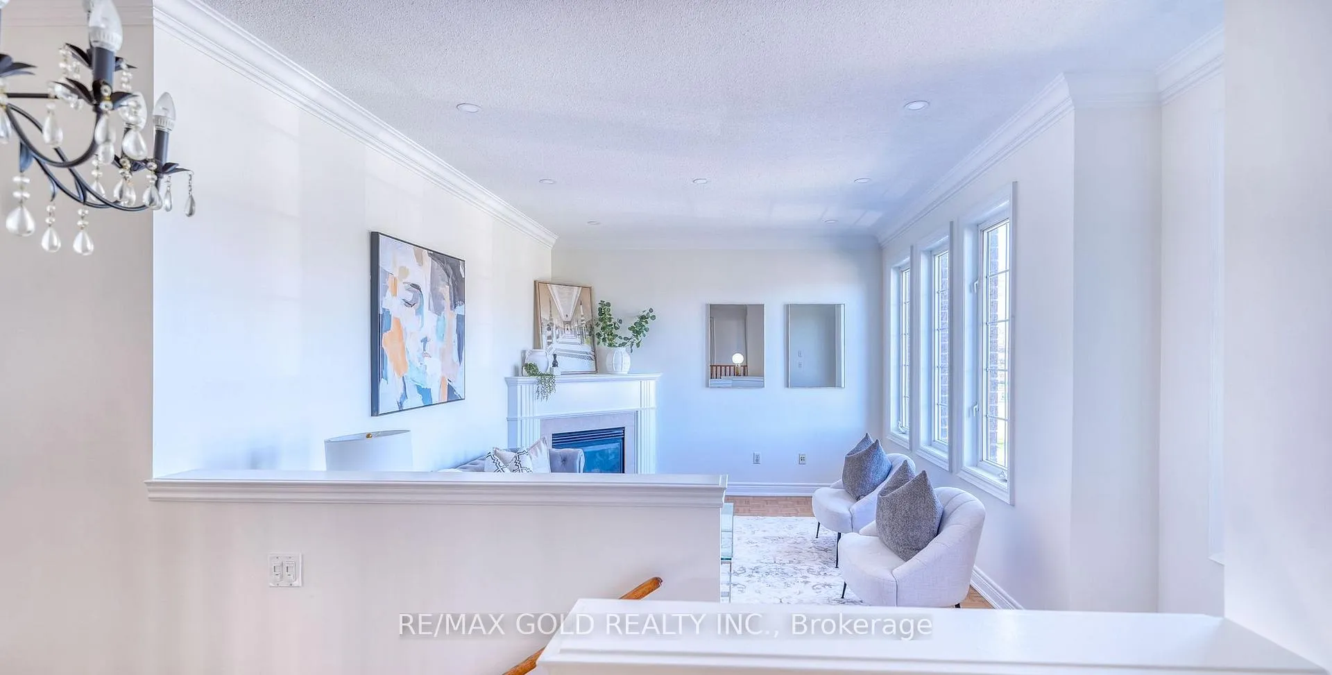 Photo 24 of 28 Prada Court, Brampton, Vales of Castlemore North — HOMEH