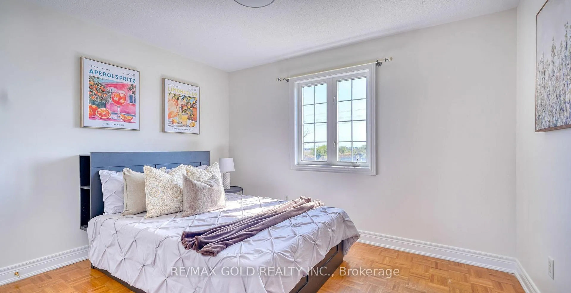 Photo 33 of 28 Prada Court, Brampton, Vales of Castlemore North — HOMEH