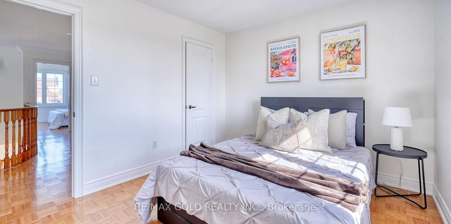 Photo 34 of 28 Prada Court, Brampton, Vales of Castlemore North — HOMEH