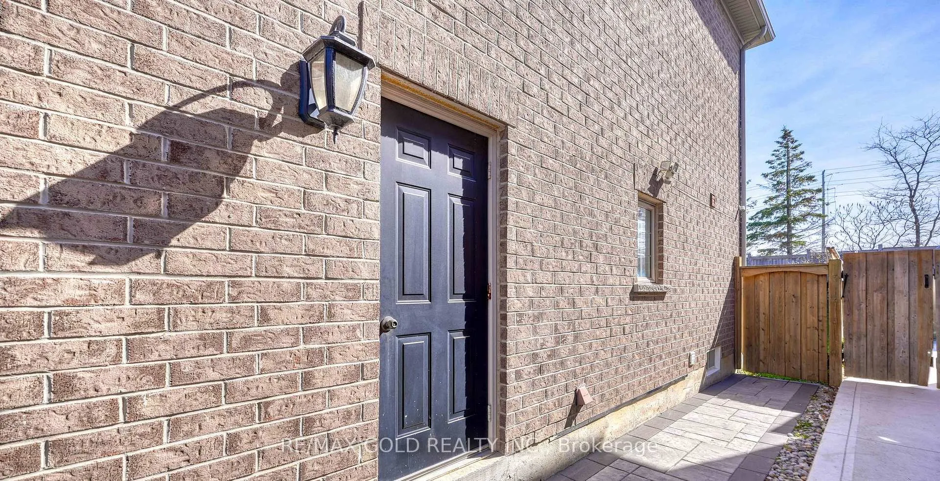 Photo 40 of 28 Prada Court, Brampton, Vales of Castlemore North — HOMEH