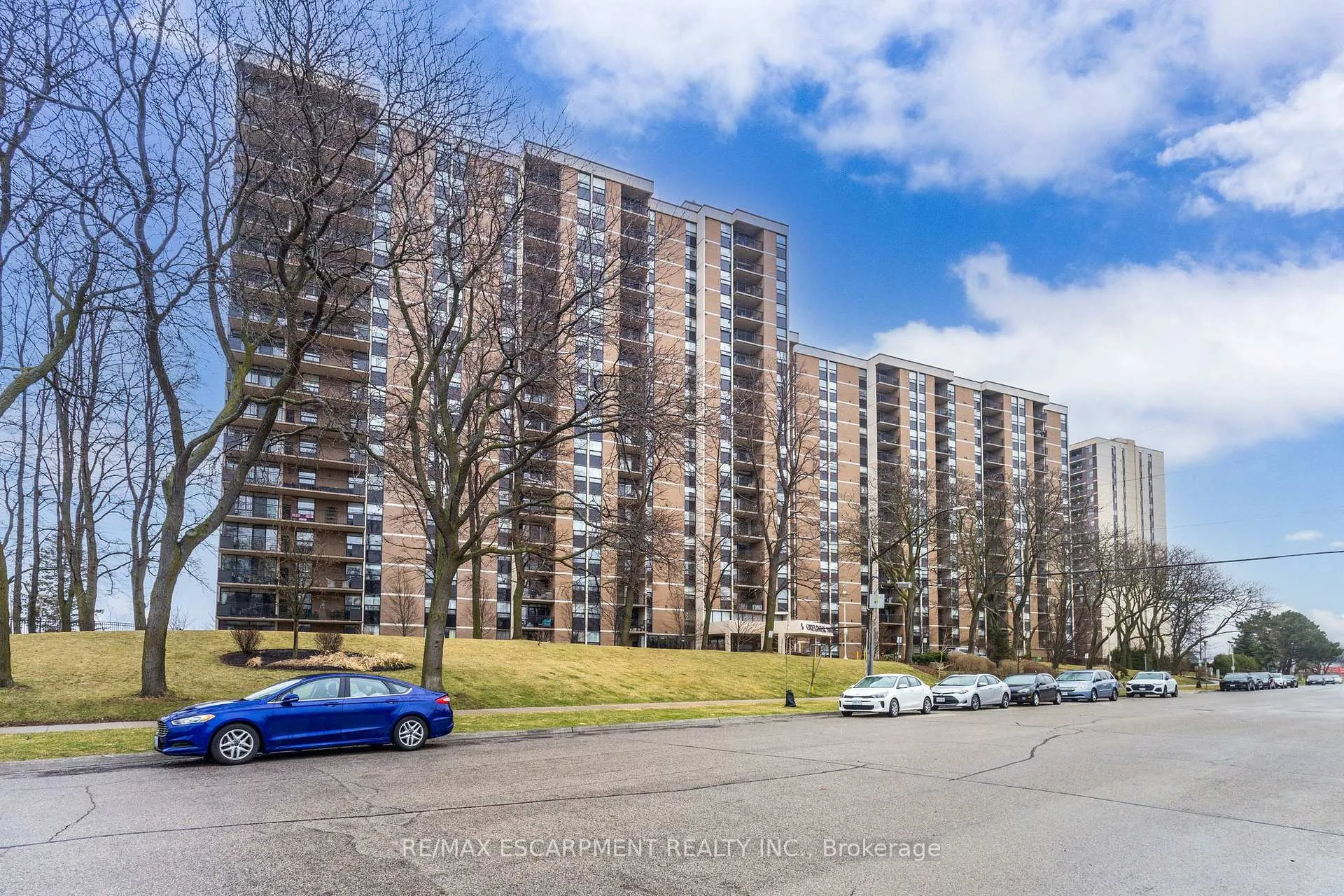 Photo 2 of Unit 1701, 500 Green Road E, Hamilton, Stoney Creek — HOMEH