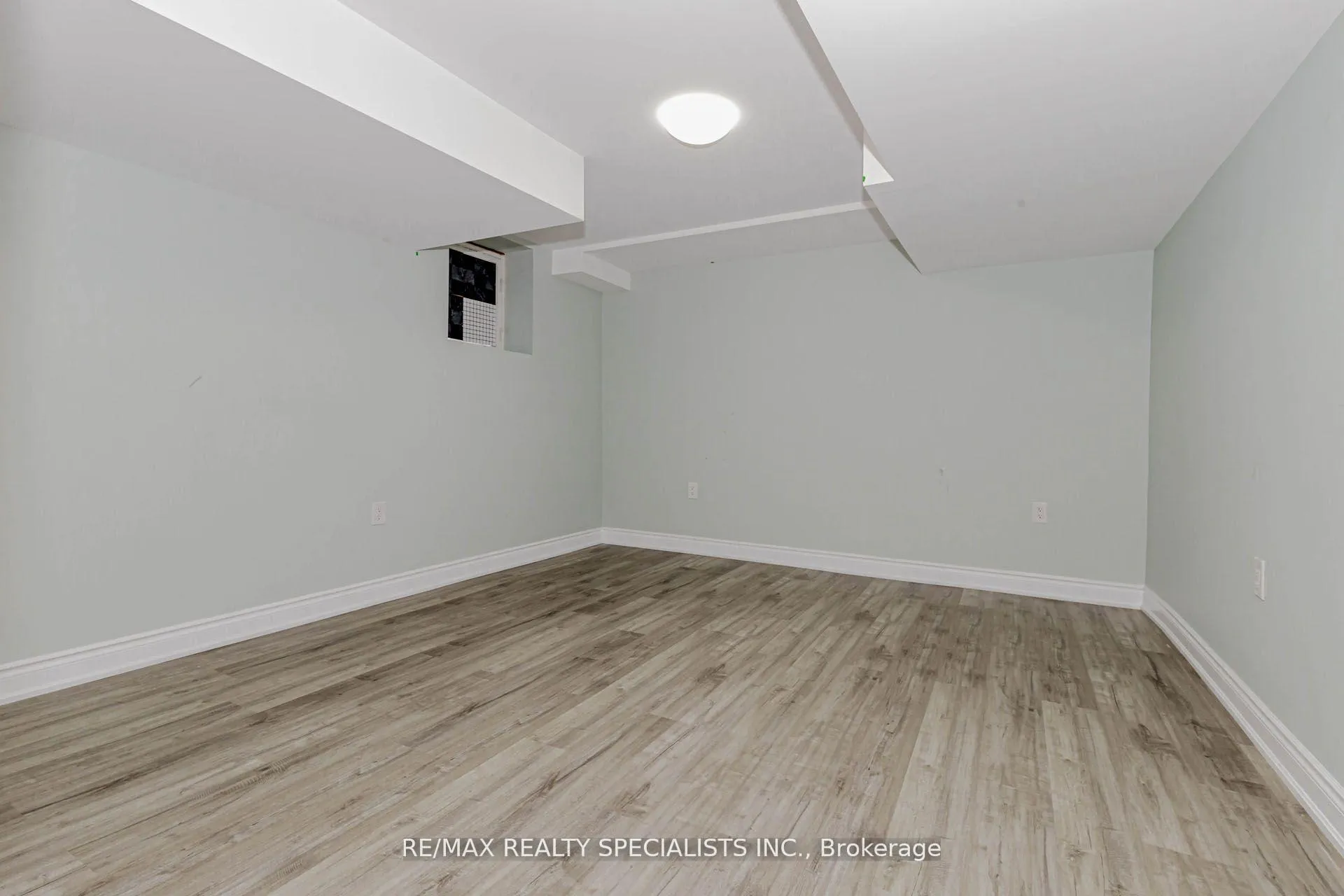 Photo 17 of Unit B, 74 Clockwork Drive, Brampton, Northwest Brampton — HOMEH