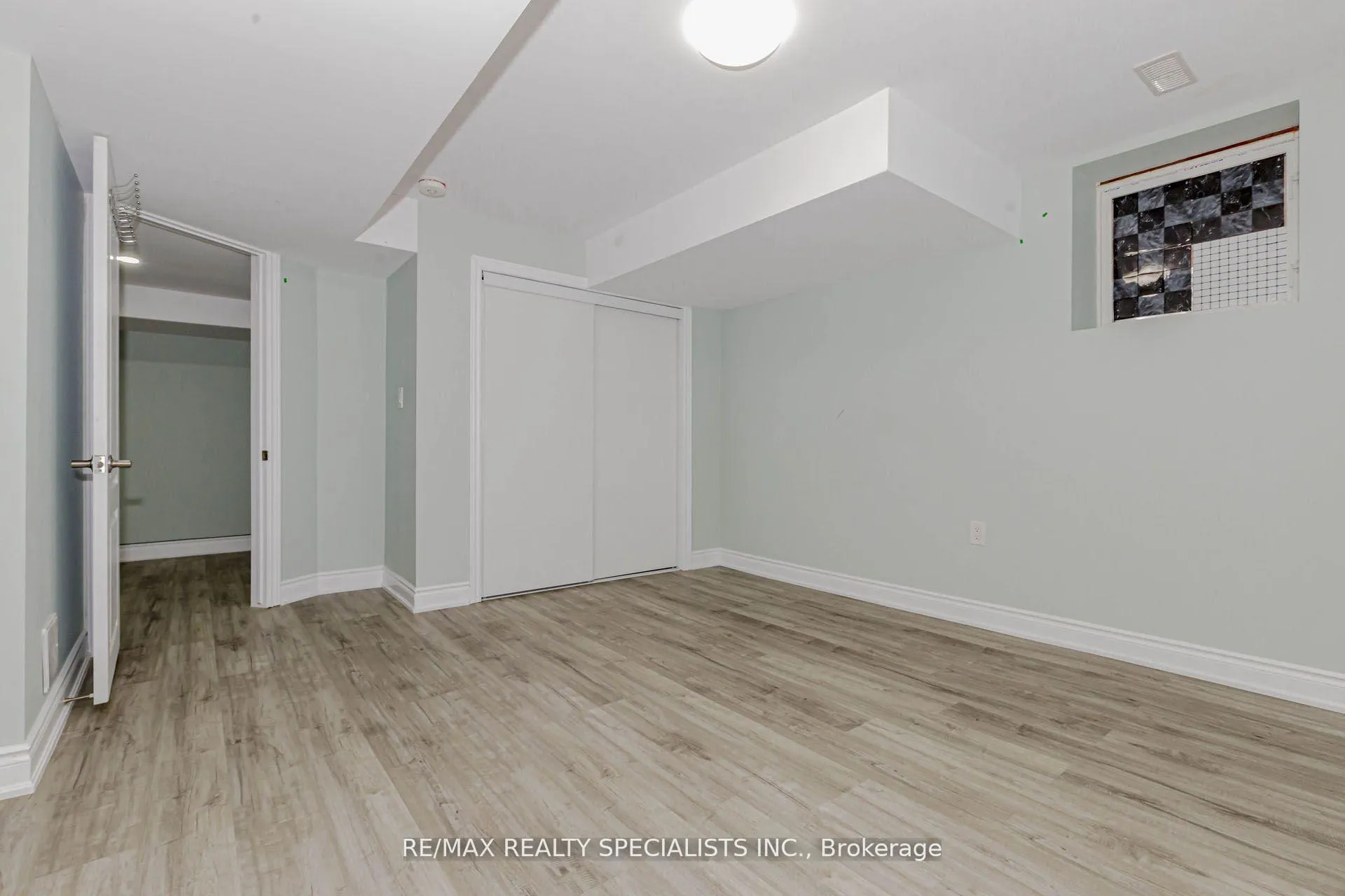 Photo 18 of Unit B, 74 Clockwork Drive, Brampton, Northwest Brampton — HOMEH