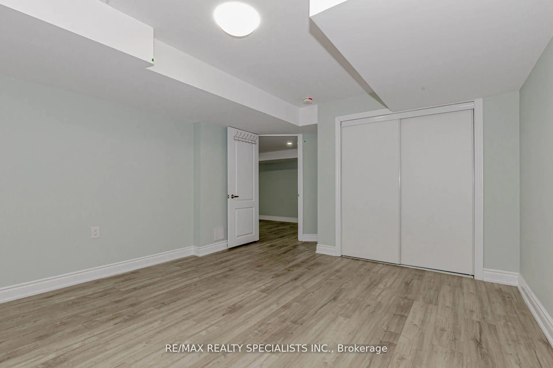 Photo 19 of Unit B, 74 Clockwork Drive, Brampton, Northwest Brampton — HOMEH
